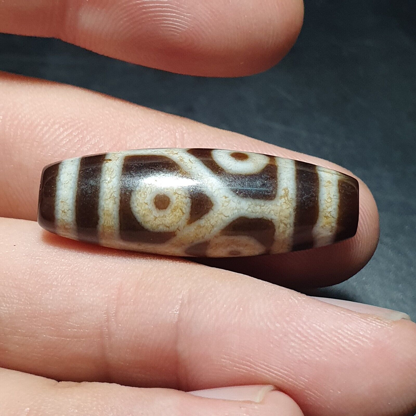 6 eyes Nepalese Indo Tibetan Vintage Agate stone Dzi Amulet SHD-9
