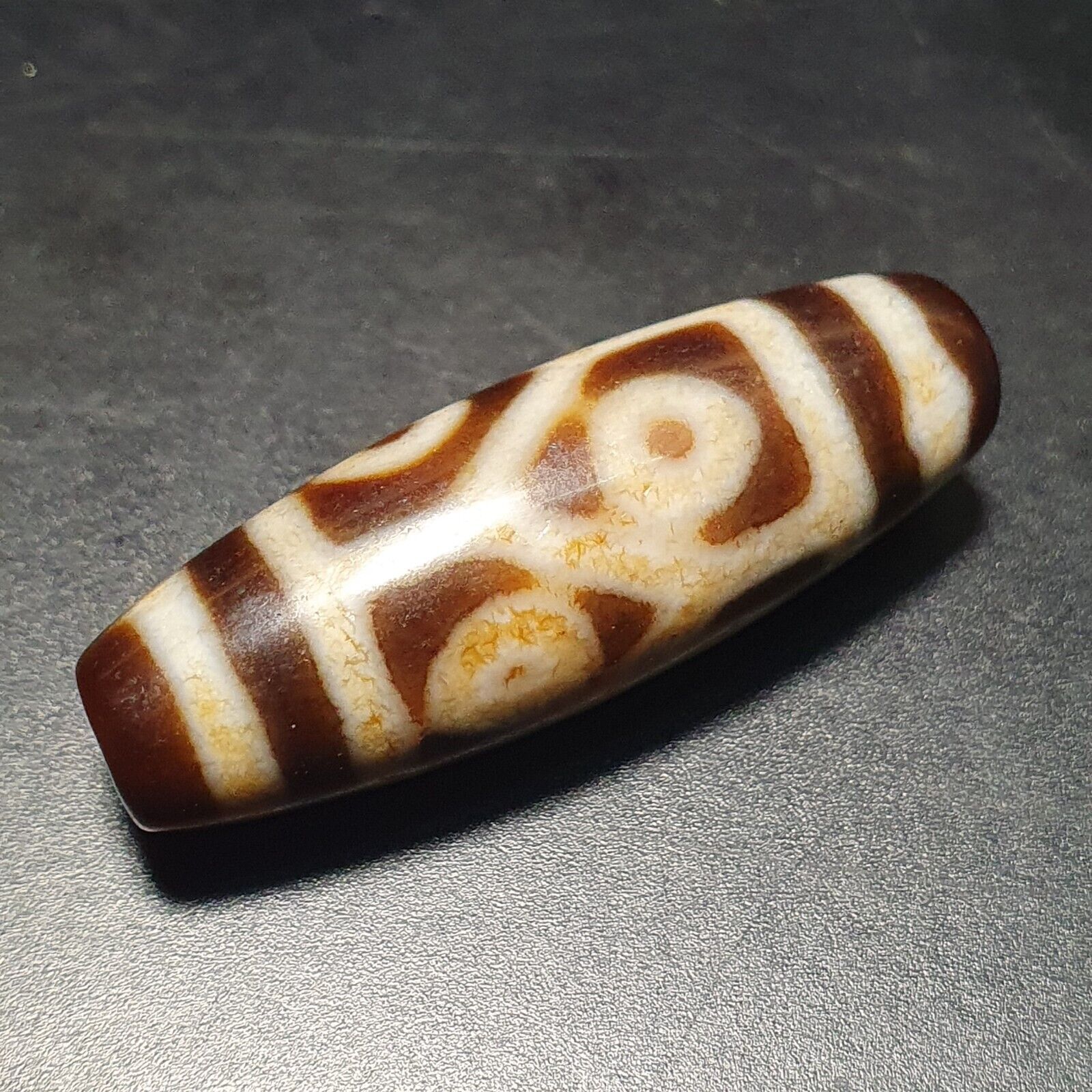 6 eyes Nepalese Indo Tibetan Vintage Agate stone Dzi Amulet SHD-9