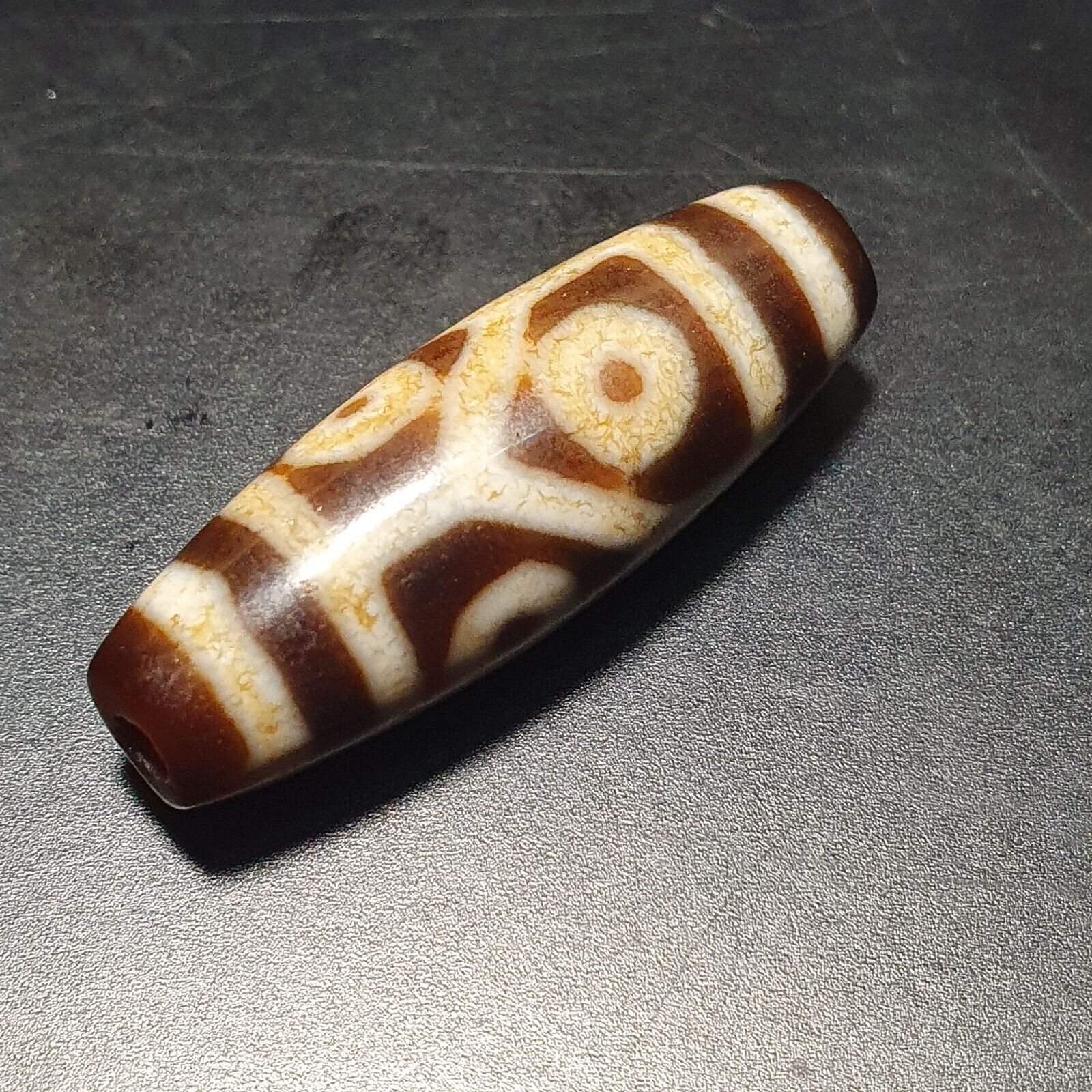 6 eyes Nepalese Indo Tibetan Vintage Agate stone Dzi Amulet SHD-9