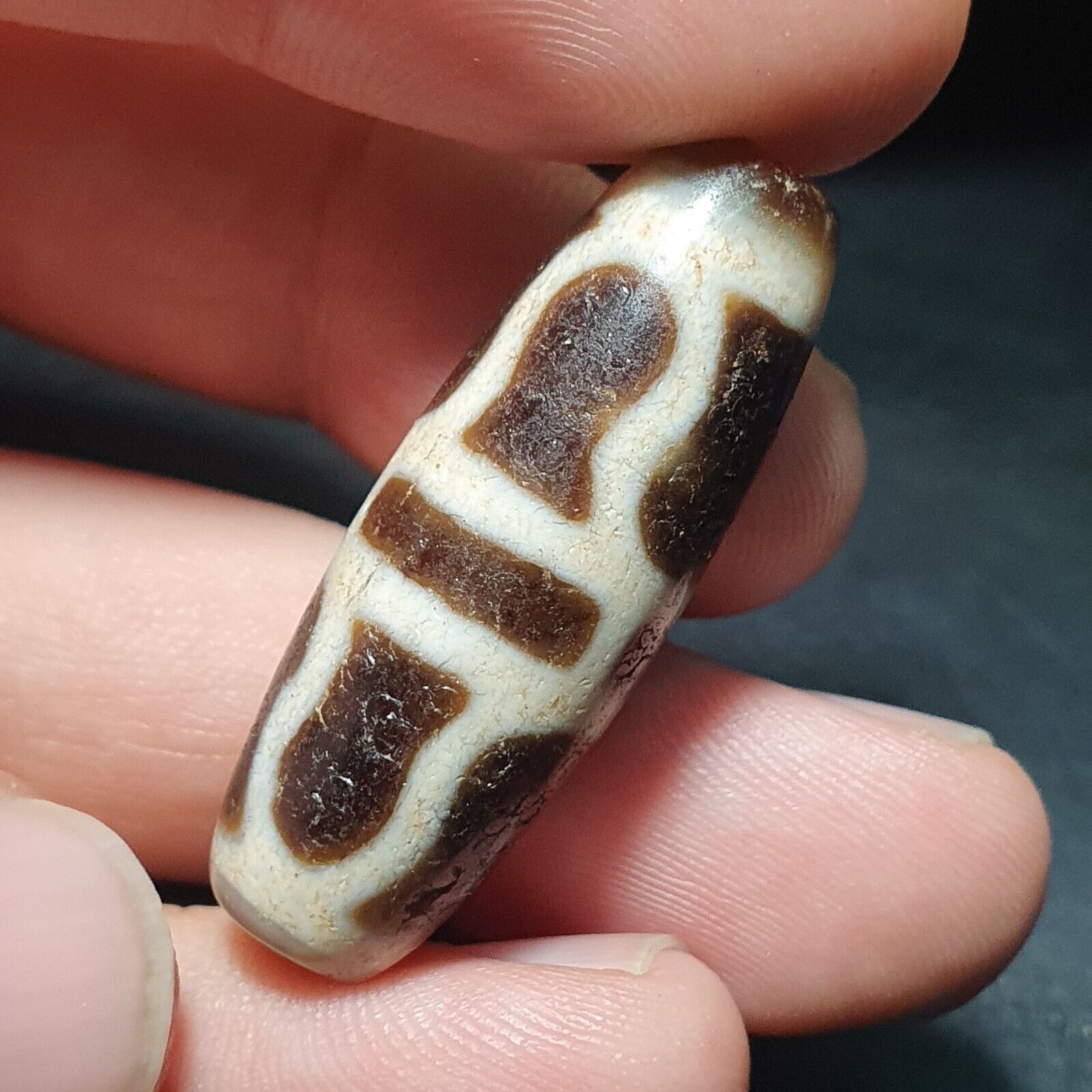 Antique Indo Tibetan Very Rare pattern Agate stone Dzi Amulet SHD-7