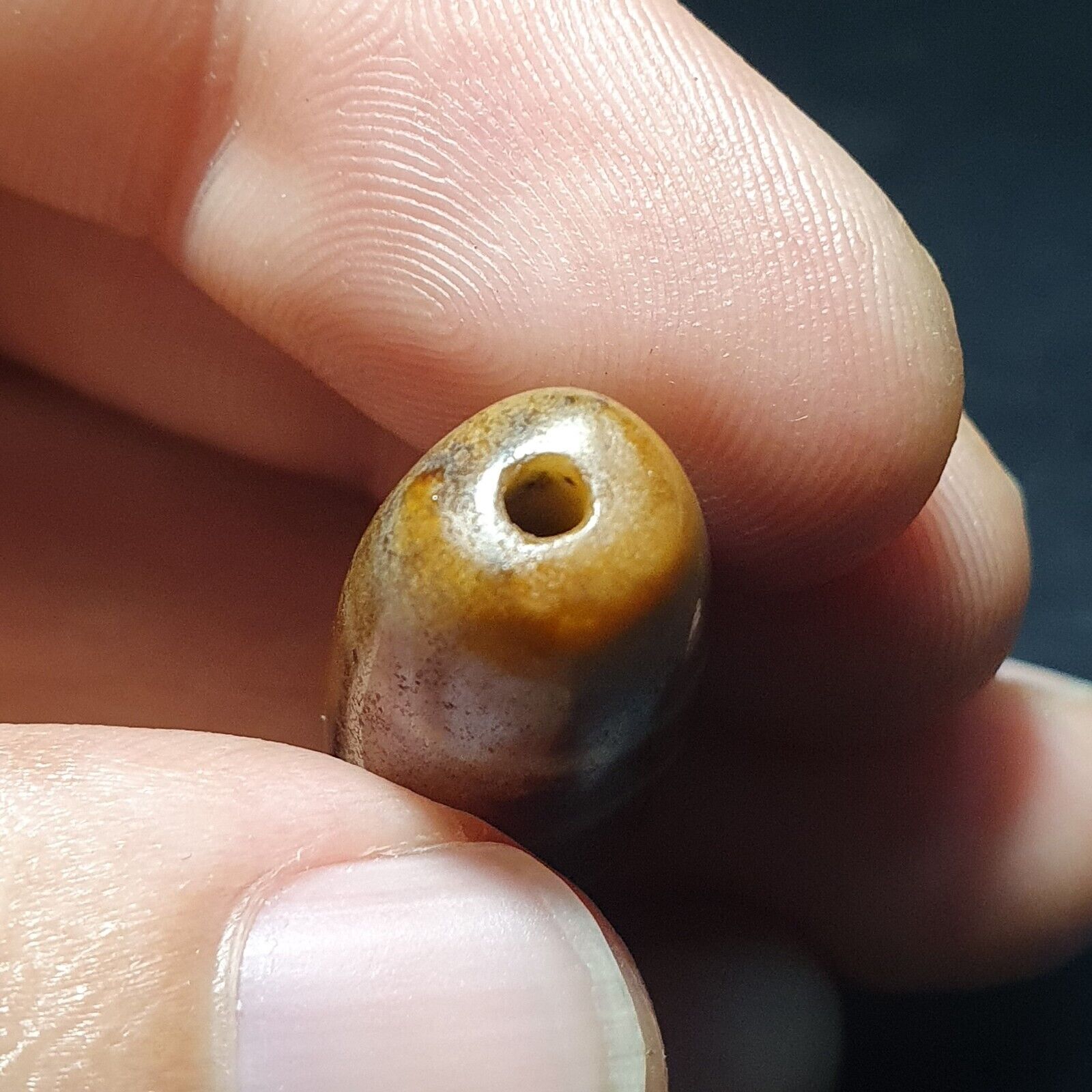 Vintage Tibetan Circle Big Eye Unique pattern Agate stone Dzi  Amulet