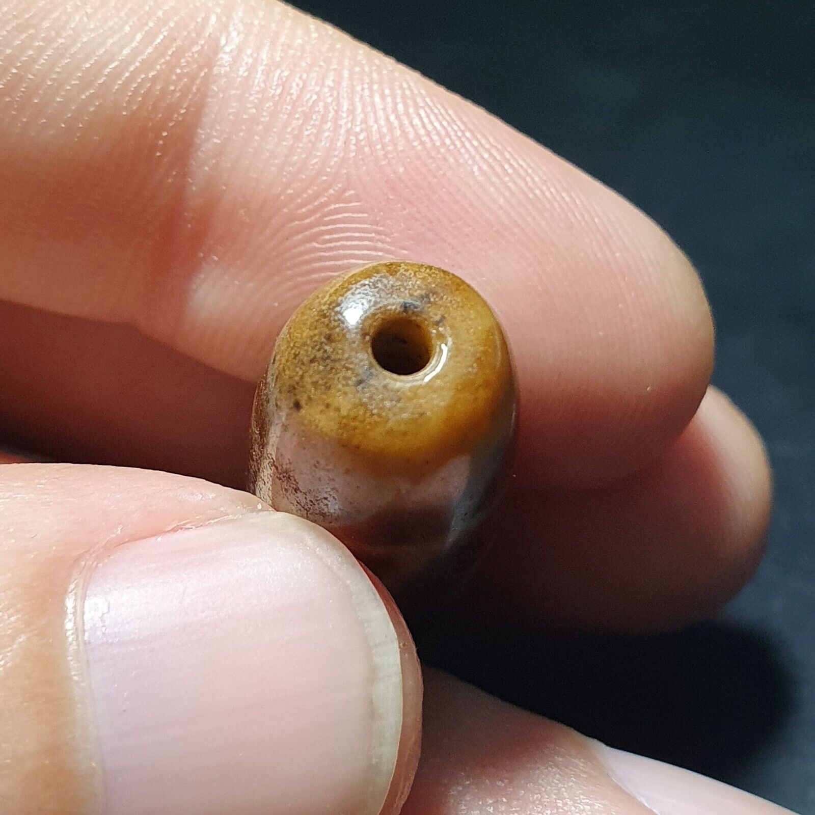 Vintage Tibetan Circle Big Eye Unique pattern Agate stone Dzi  Amulet