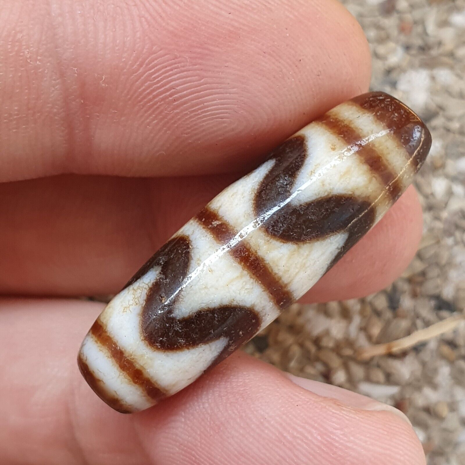 Himalayan Indo Tibetan Agate ZigZag Lines Bead unique Patterns Dzi Amulet