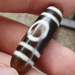 Power Bead INDO TIBETAN Himalayan 2 Eyes window Pattern Agate bead Amulet Dzi
