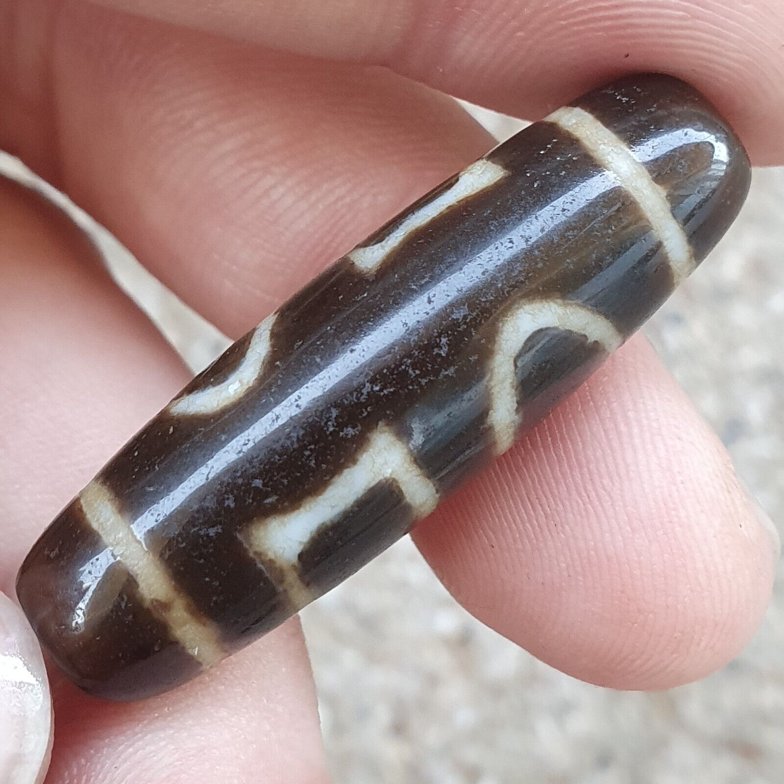 Nepalese Tibetan Himalayan 4 eyes Agate stone Dzi Bead Amulet AT12