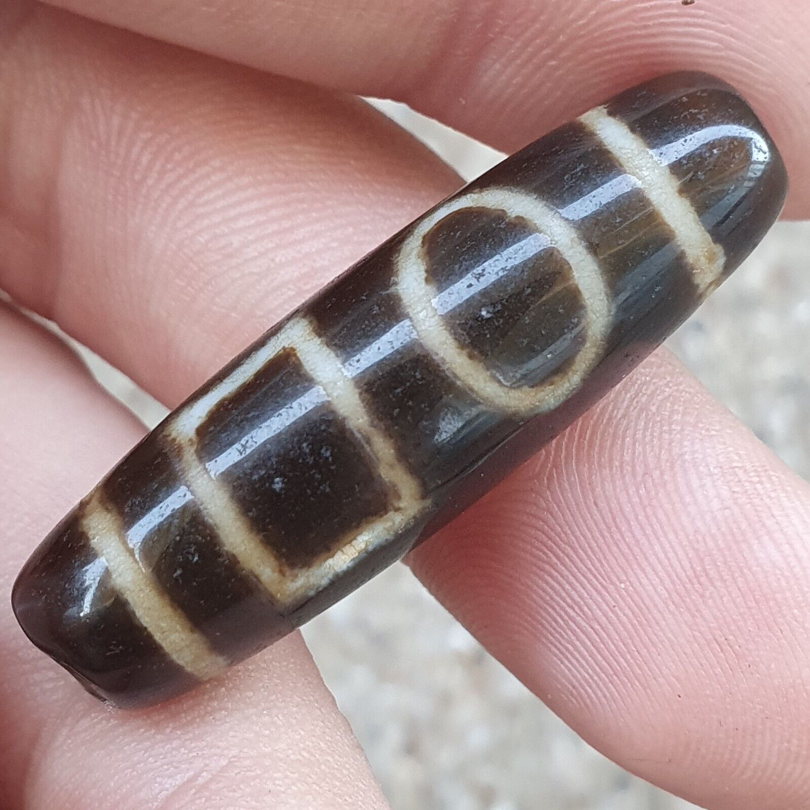 Nepalese Tibetan Himalayan 4 eyes Agate stone Dzi Bead Amulet AT12