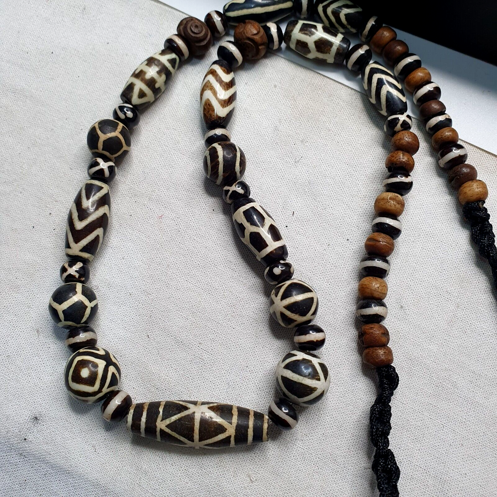 Vintage Black and White Pumtek Pyu Burmese Beads Long Necklace