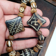 Antique South Asian Burmese Pumtek Pyu Beads Long Necklace