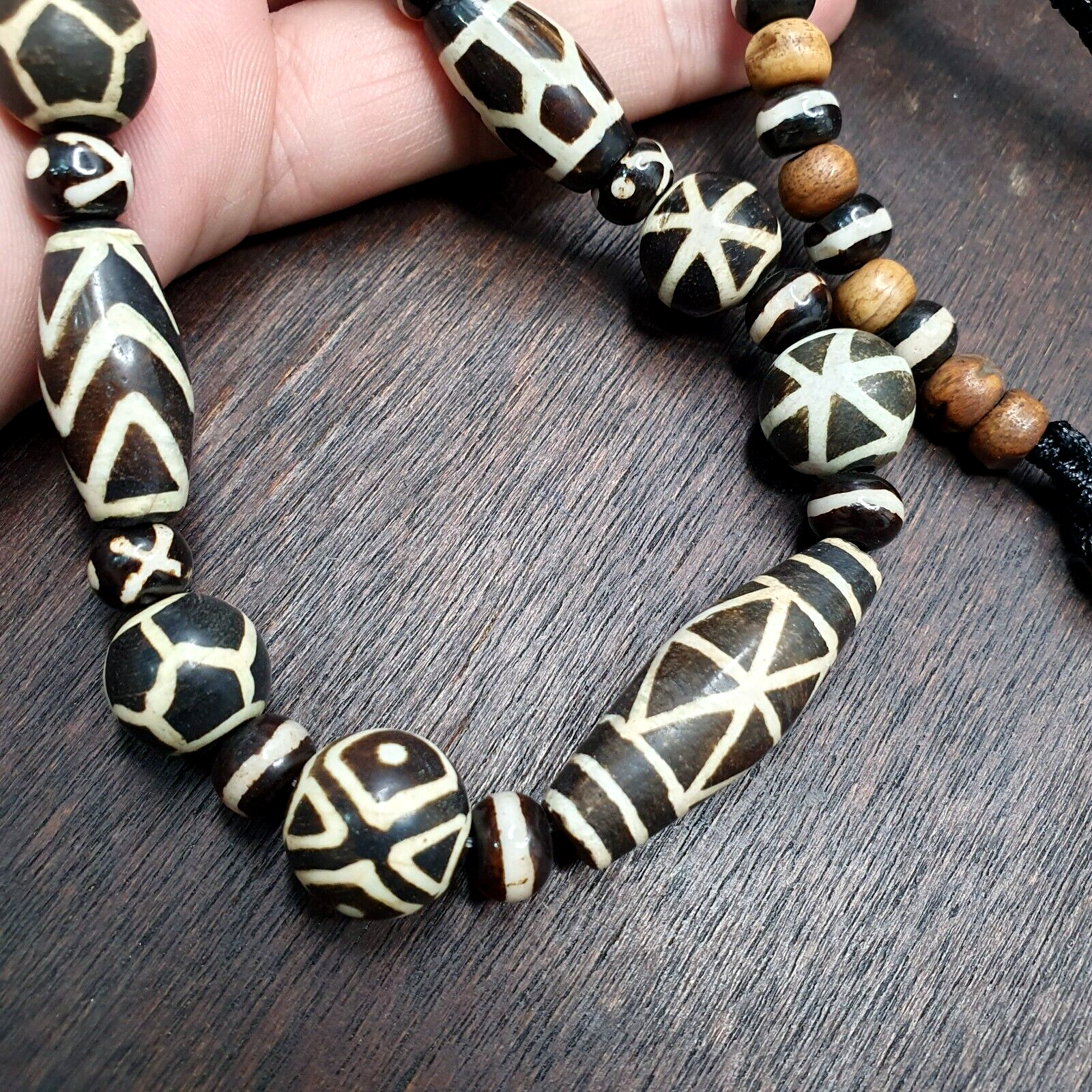 Vintage Black and White Pumtek Pyu Burmese Beads Long Necklace