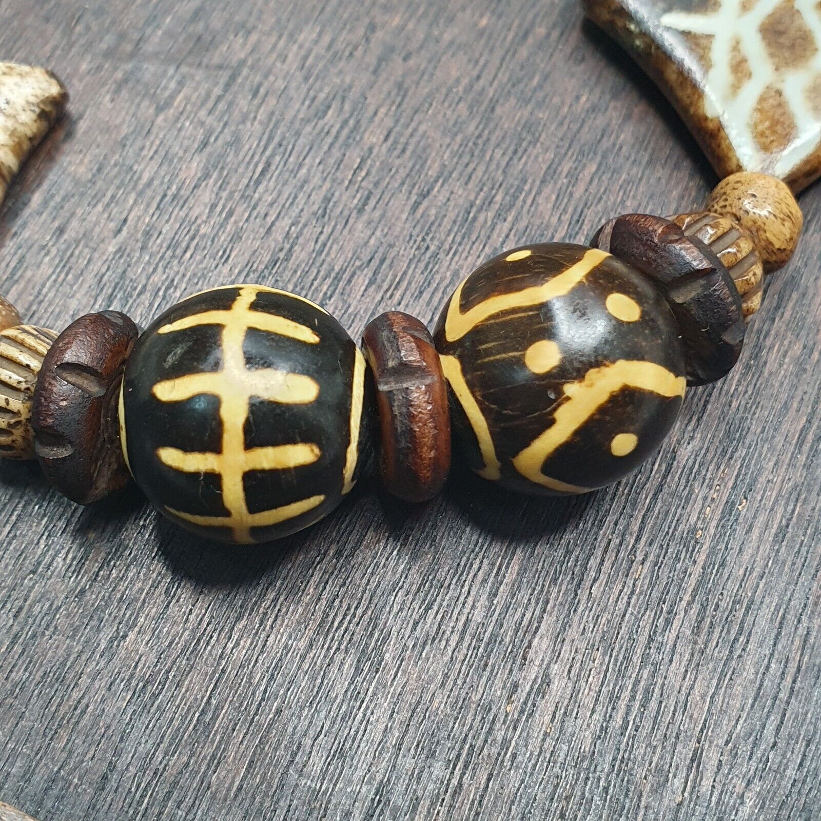 PUMTEK BEADS Necklace petrifiedwood Great Patterns Necklace