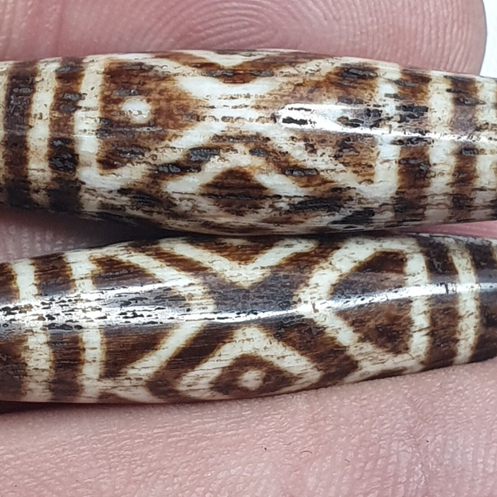 Lot 2 Antique PUMTEK PYU BEAD Rare patterns with SILKY PATINA PBD-4