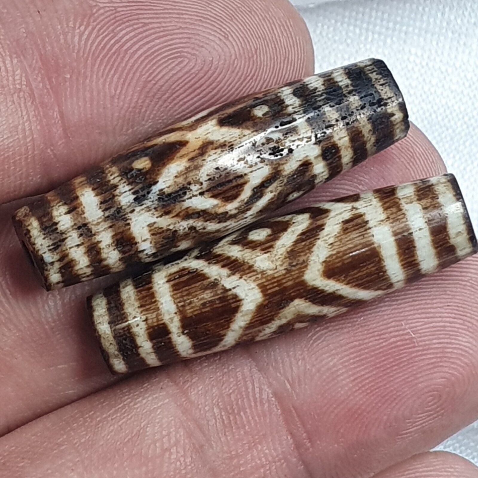 Lot 2 Antique PUMTEK PYU BEAD Rare patterns with SILKY PATINA PBD-4
