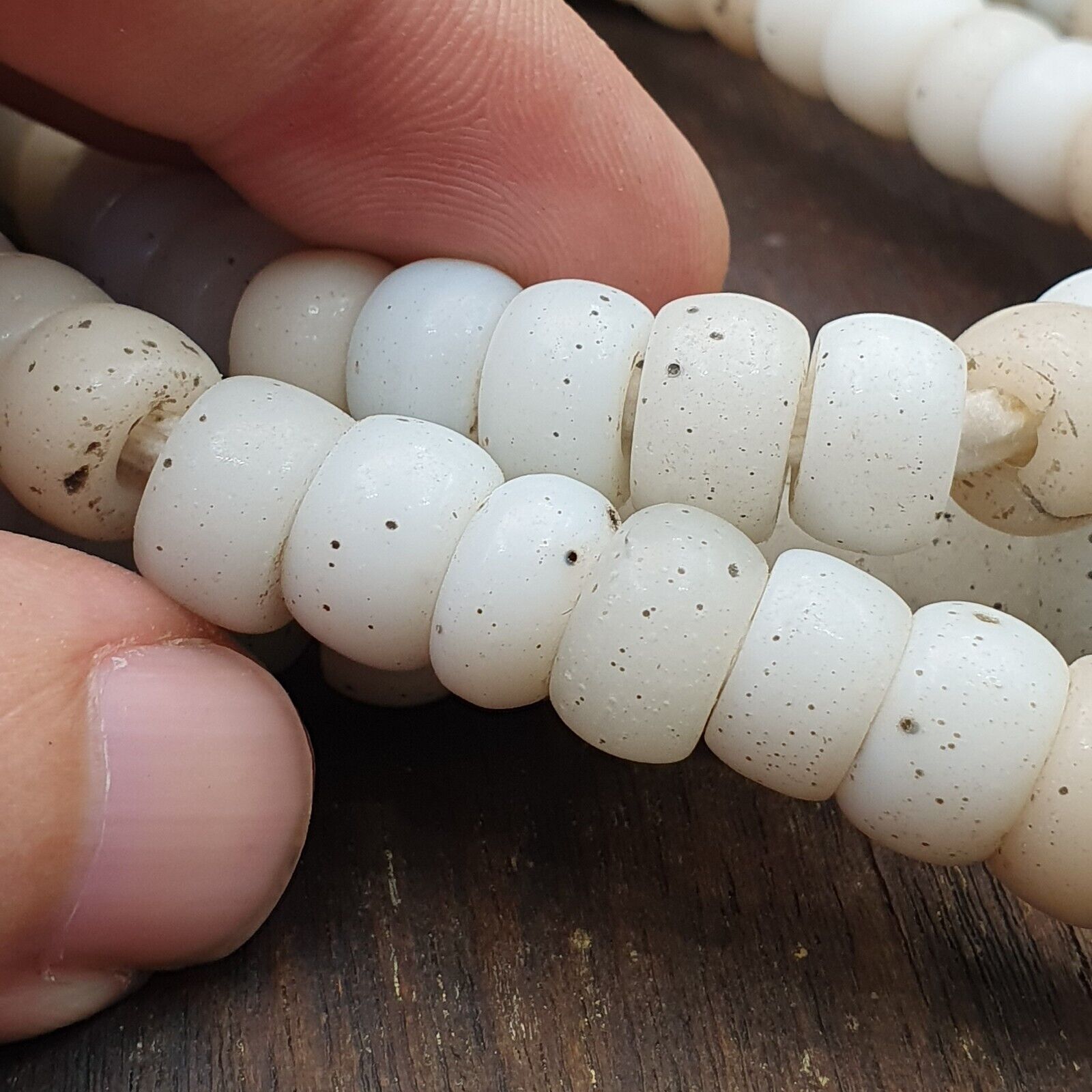 Vintage OLD AFRICAN White GLASS ANTIQUE BEADS 11-11.5MM 100+ beads Strand