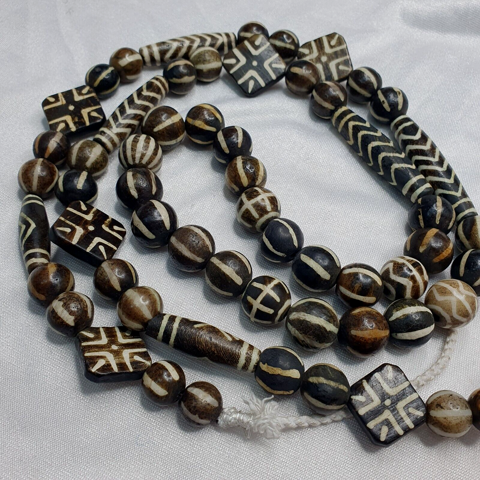 S Asian Burma Necklace Old Pumtek pyu beads petrified Wood Stone