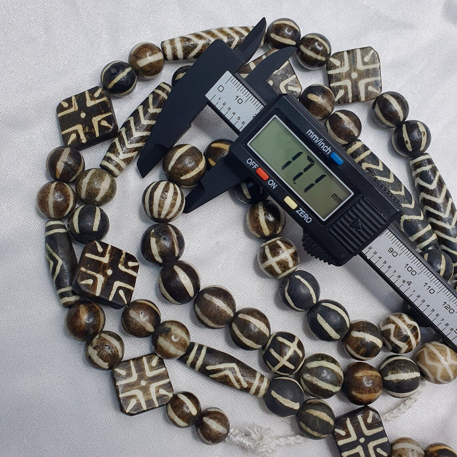 S Asian Burma Necklace Old Pumtek pyu beads petrified Wood Stone