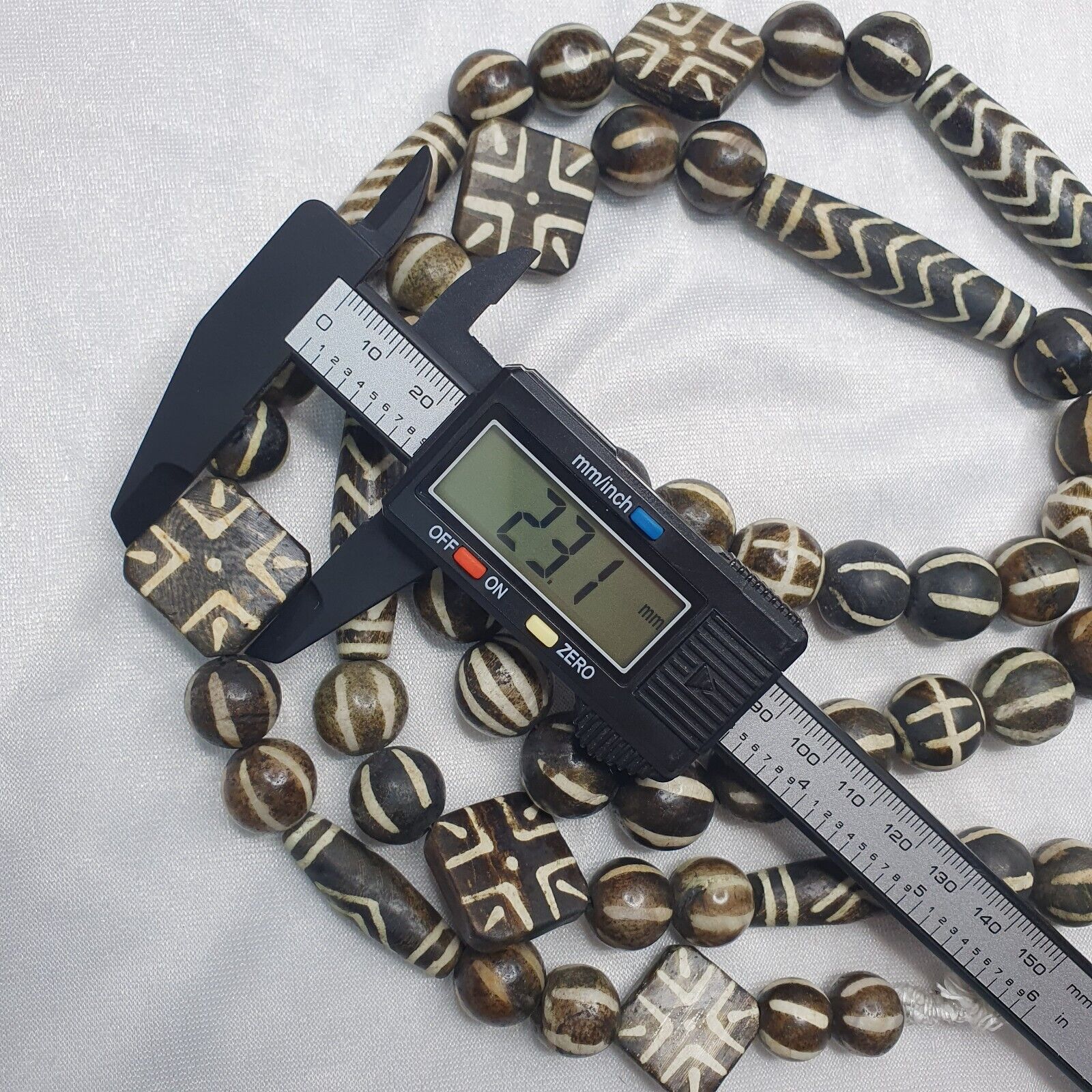 S Asian Burma Necklace Old Pumtek pyu beads petrified Wood Stone