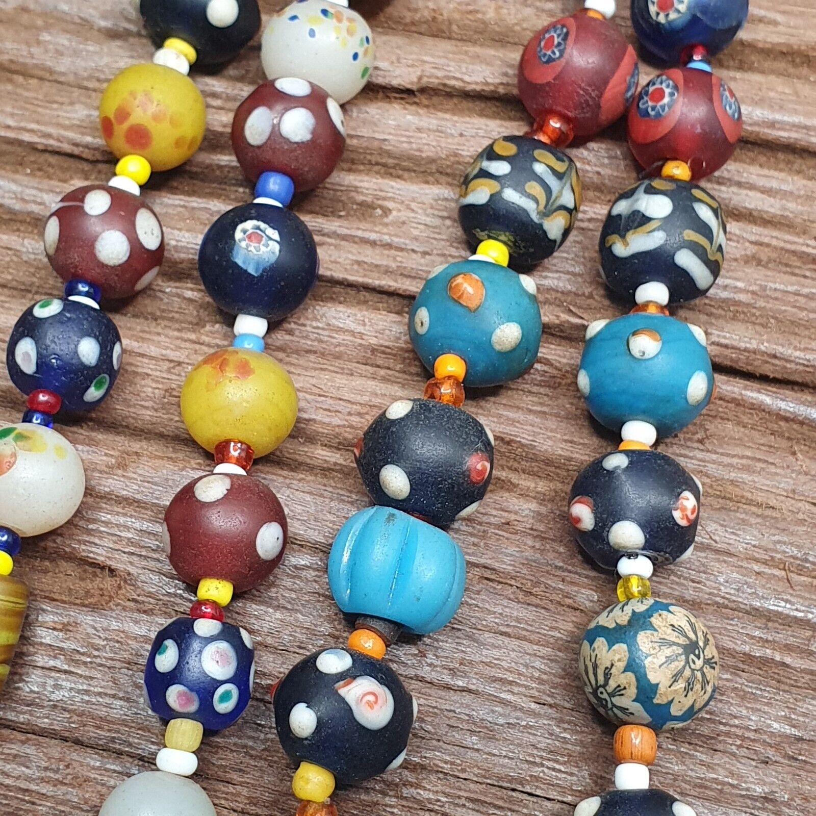 Vintage Beads Collection Venetian Style Skunk, glass Beaded Necklace