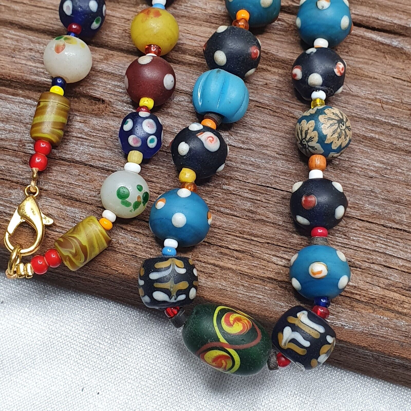 Vintage Beads Collection Venetian Style Skunk, glass Beaded Necklace