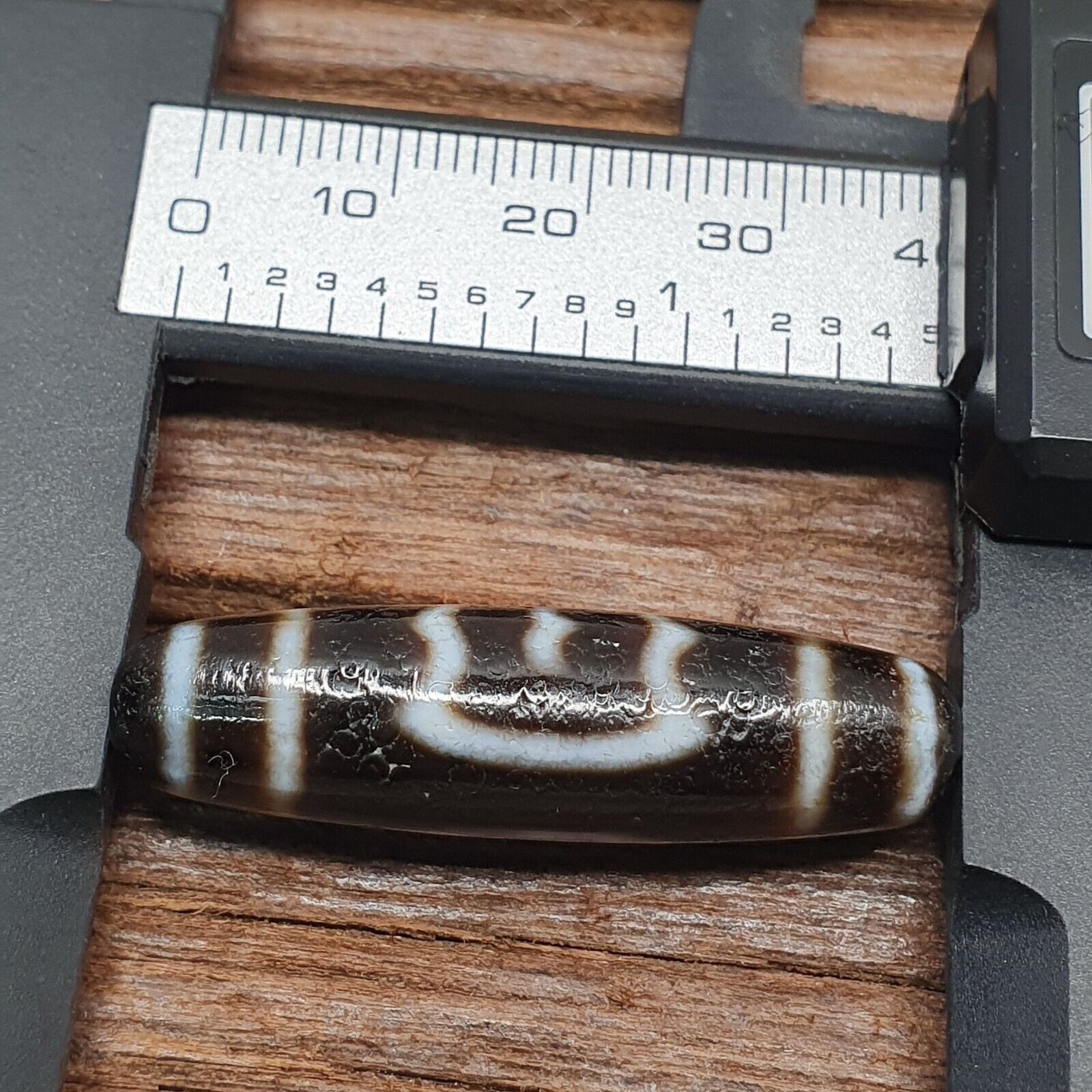 Himalayan Indo Tibetan Dzi Bead Amulet Necklace