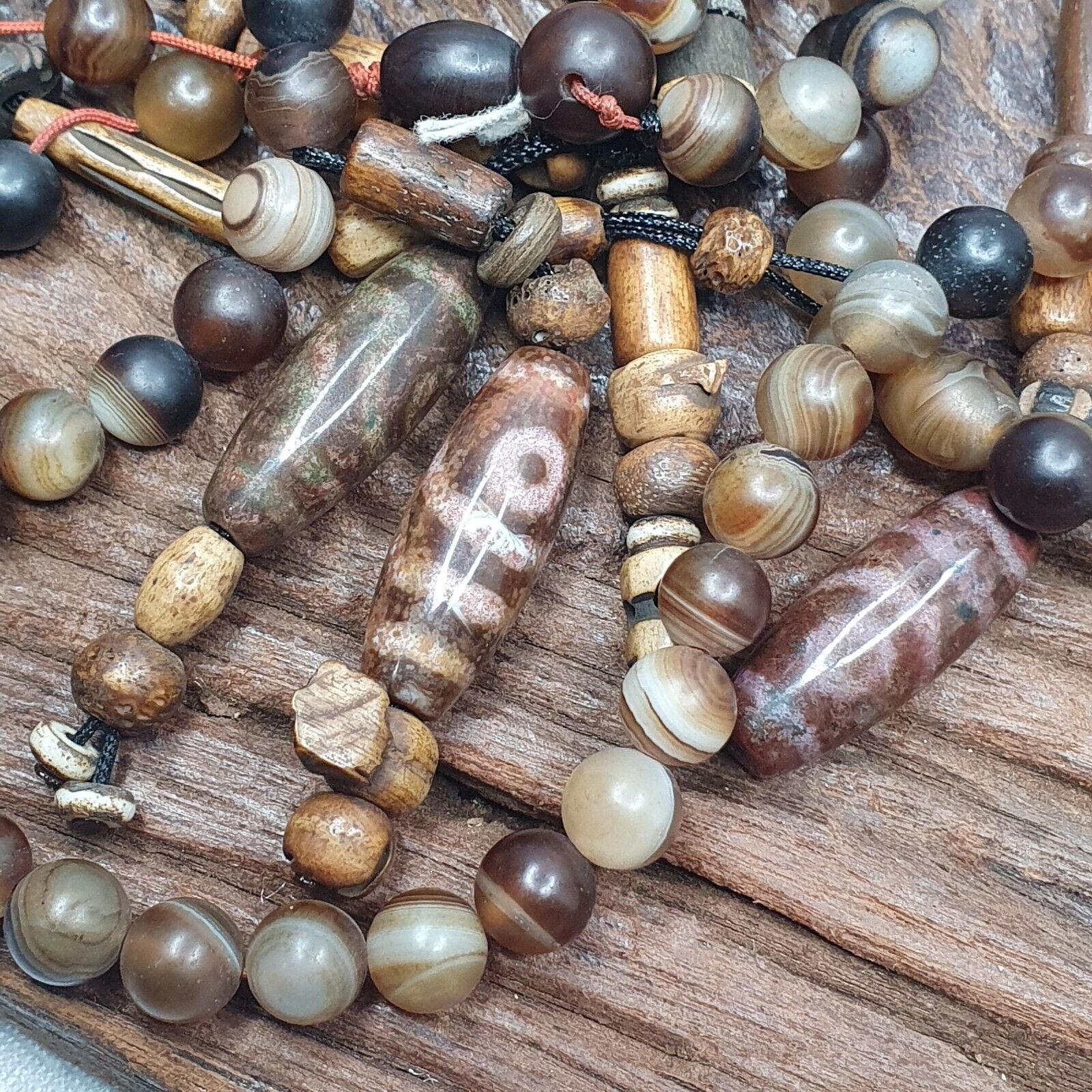 Powerful Spiritual 108 Agate Prayer Beads with Tibetan DZI Beads Buddhist Rosary