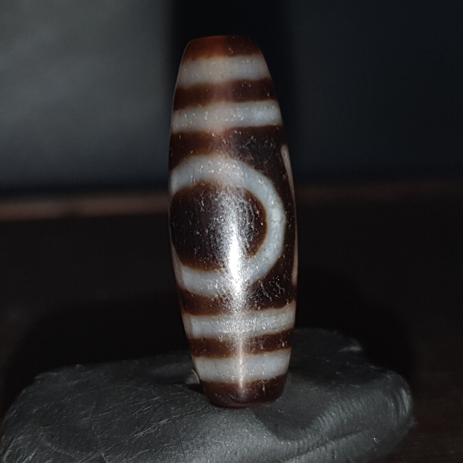 Tibetan Old Agate Dzi Bead ‘ 2 Eyes ’ Circle & Square TOTEM Amulet Pendant