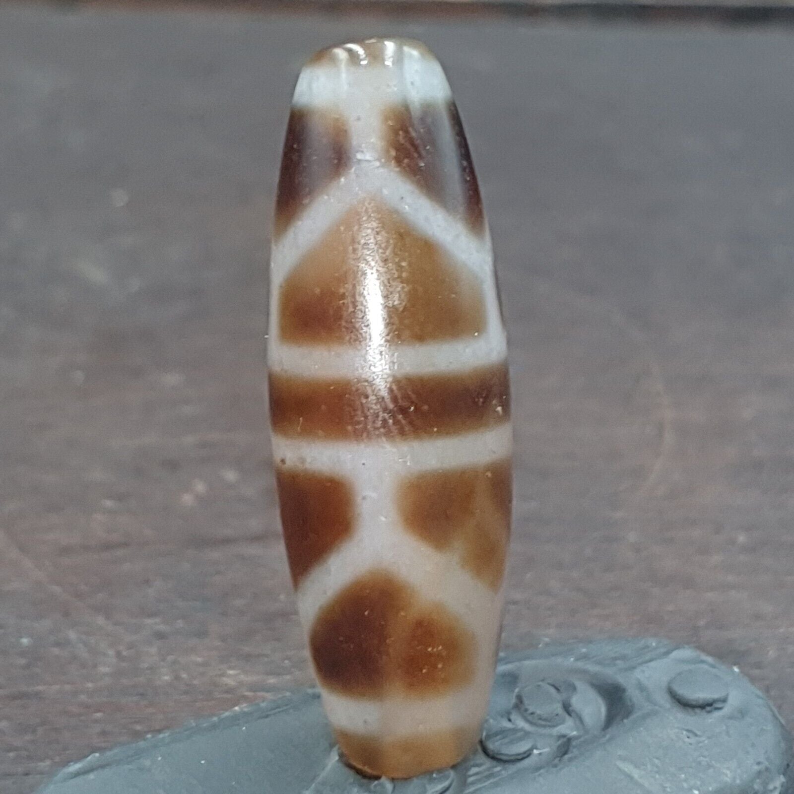 Mother earth 16 Square Eyes Tibetan Old Agate Dzi Bead TOTEM Amulet Pendant