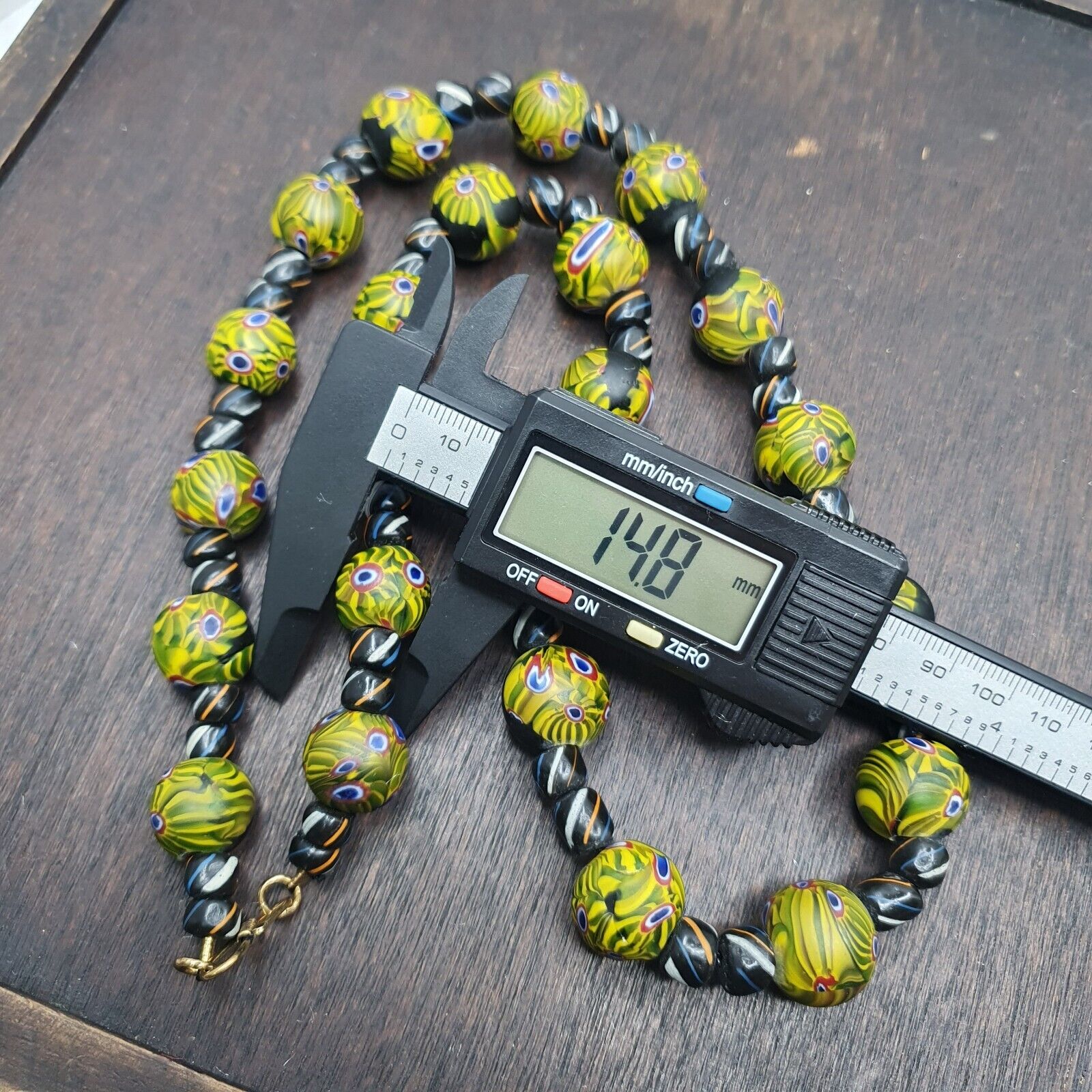 Vintage Roman Style Green Gabri Eyes Glass Beads Necklace