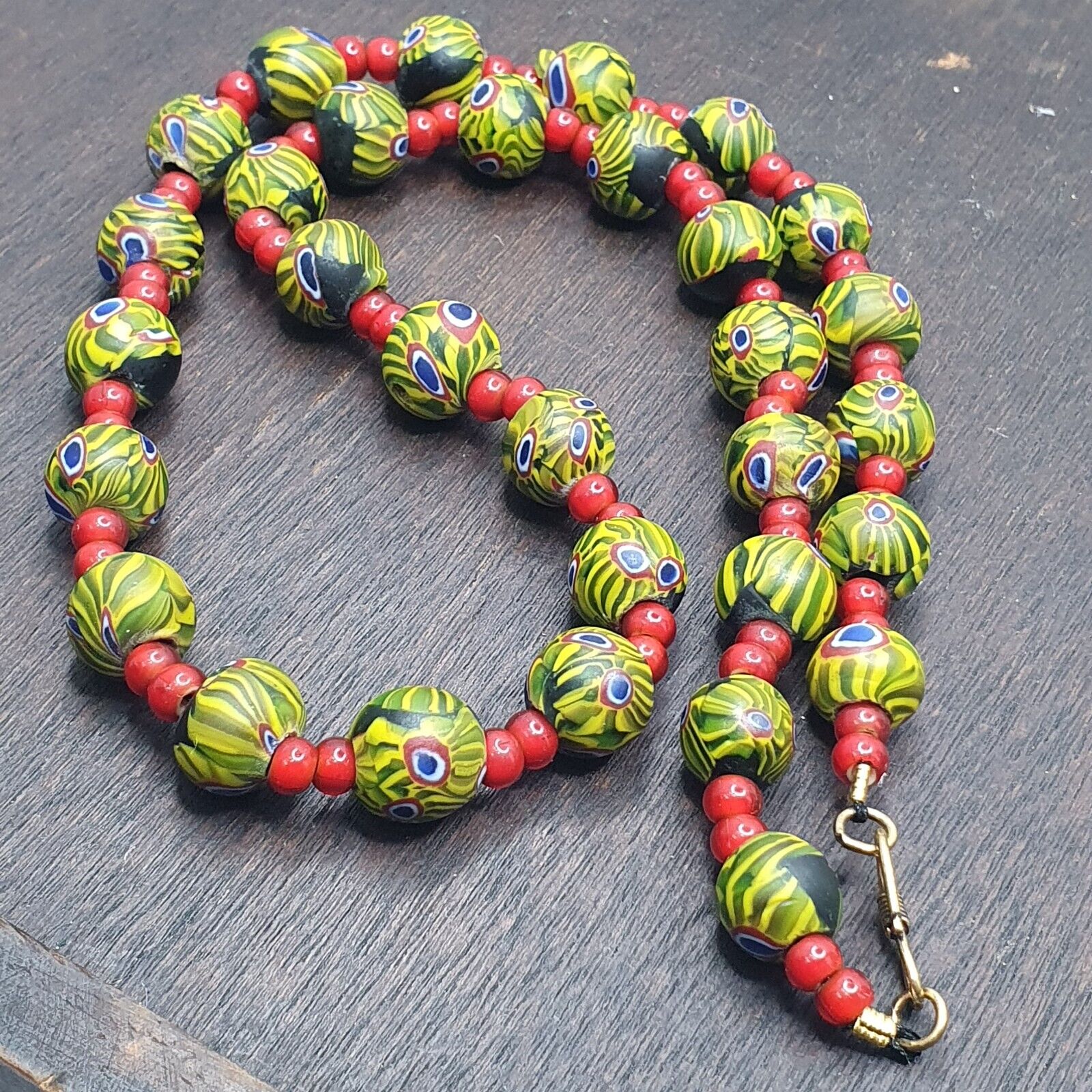 Vintage RED white Heart 6mm & Roman Style Green Gabri Eyes Beads Necklace