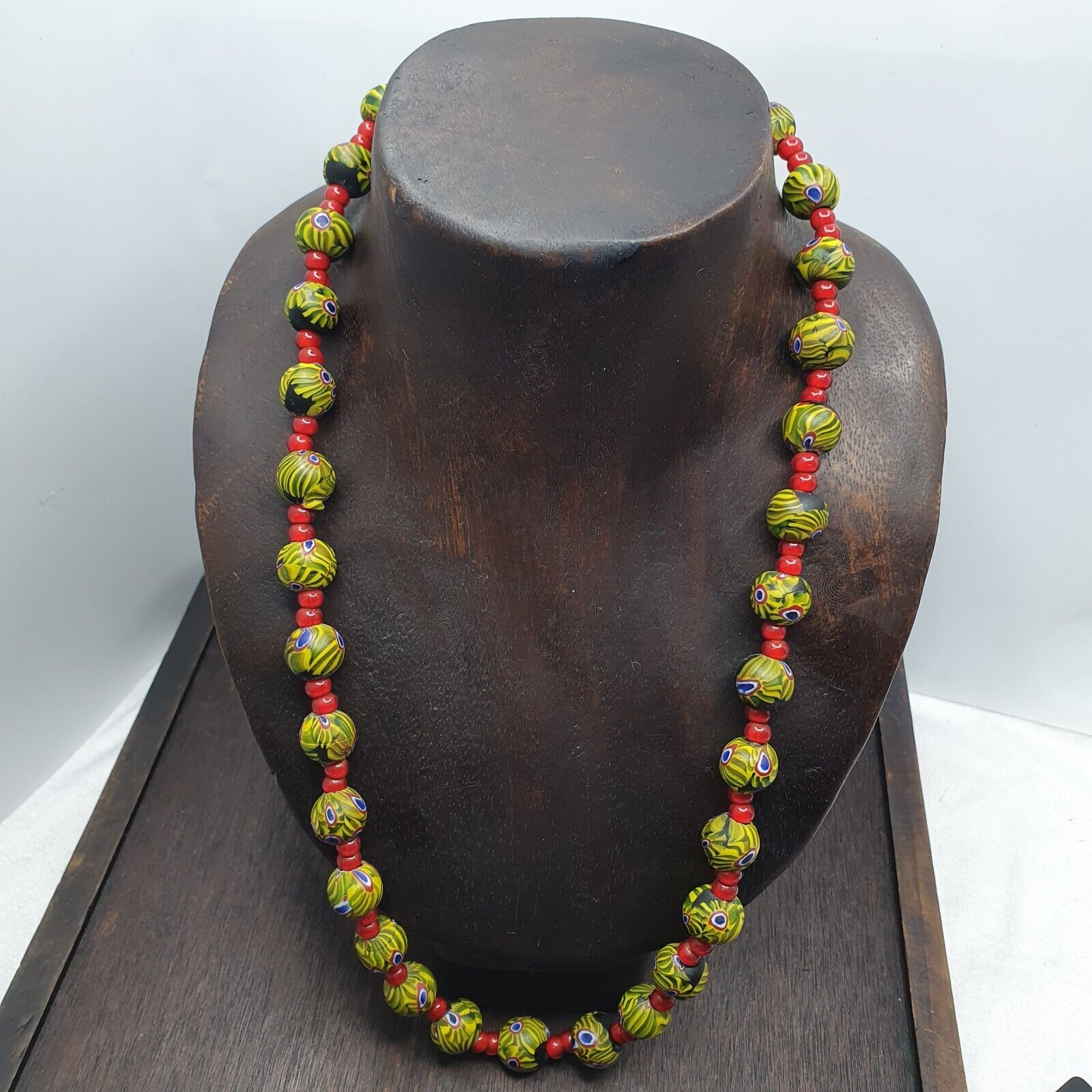 Vintage RED white Heart 6mm & Roman Style Green Gabri Eyes Beads Necklace
