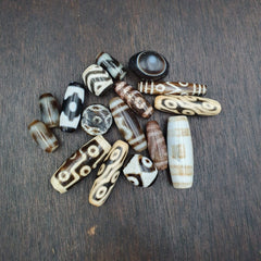 Lot 16 Old Tibetan Himalayan Beads Old Agate Amulet Pendant DZI Beads