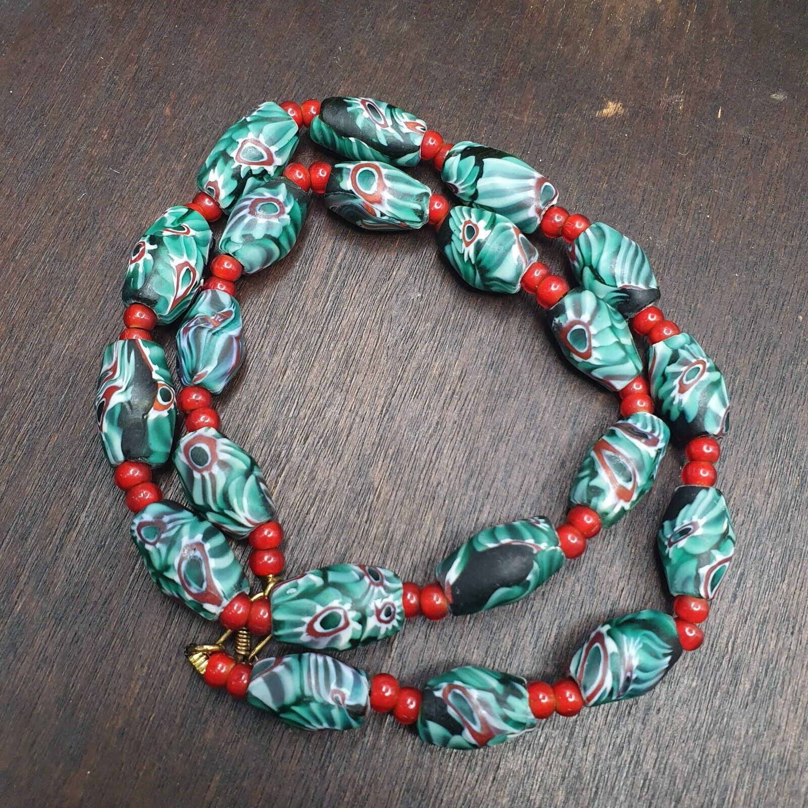 Vintage Eyes Pattern Venetian Whiteheart 6mm Glass Beads Strand Necklace