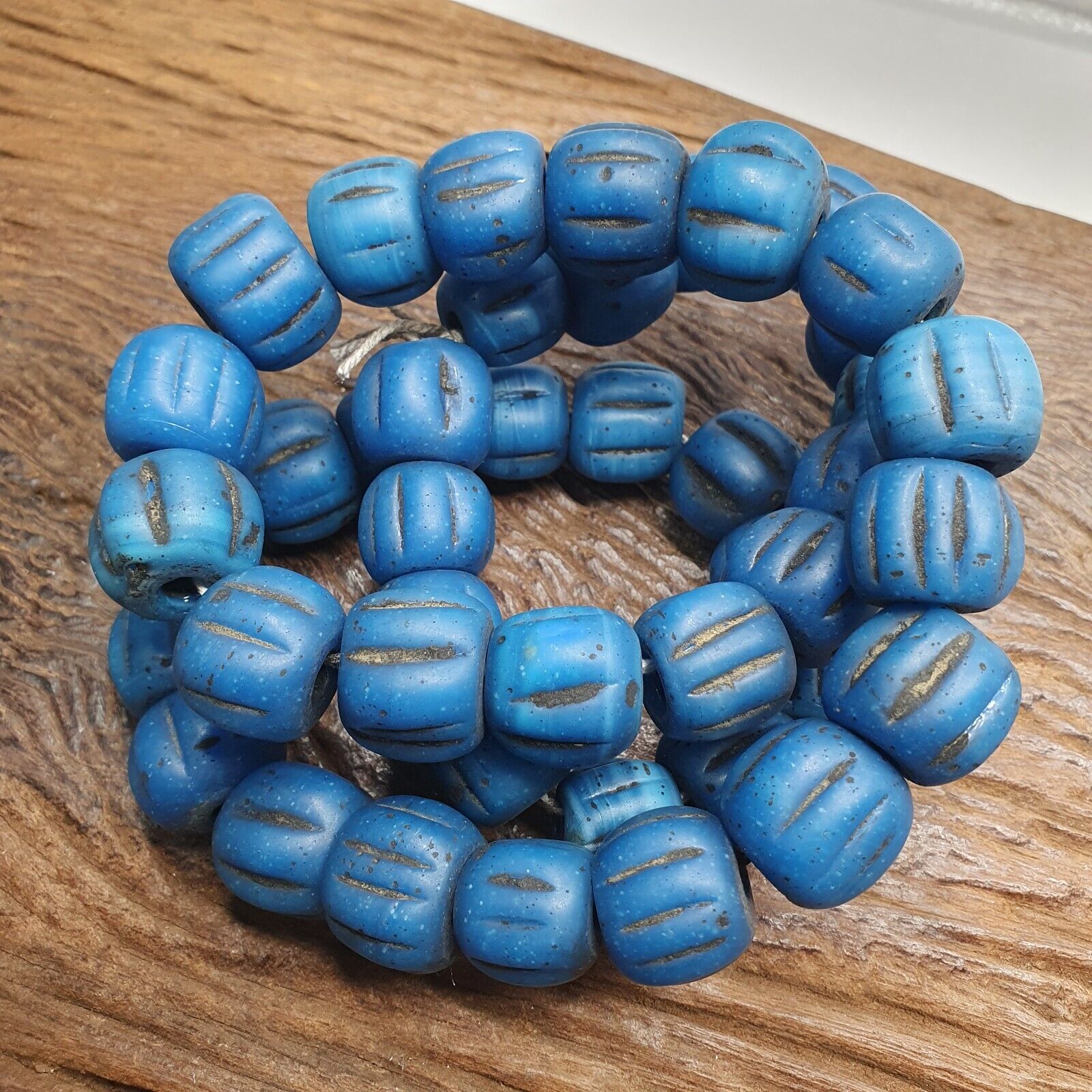 Turquoise Blue Padre Glass African Trade Beads 18-24mm Hug Size 43 Beads