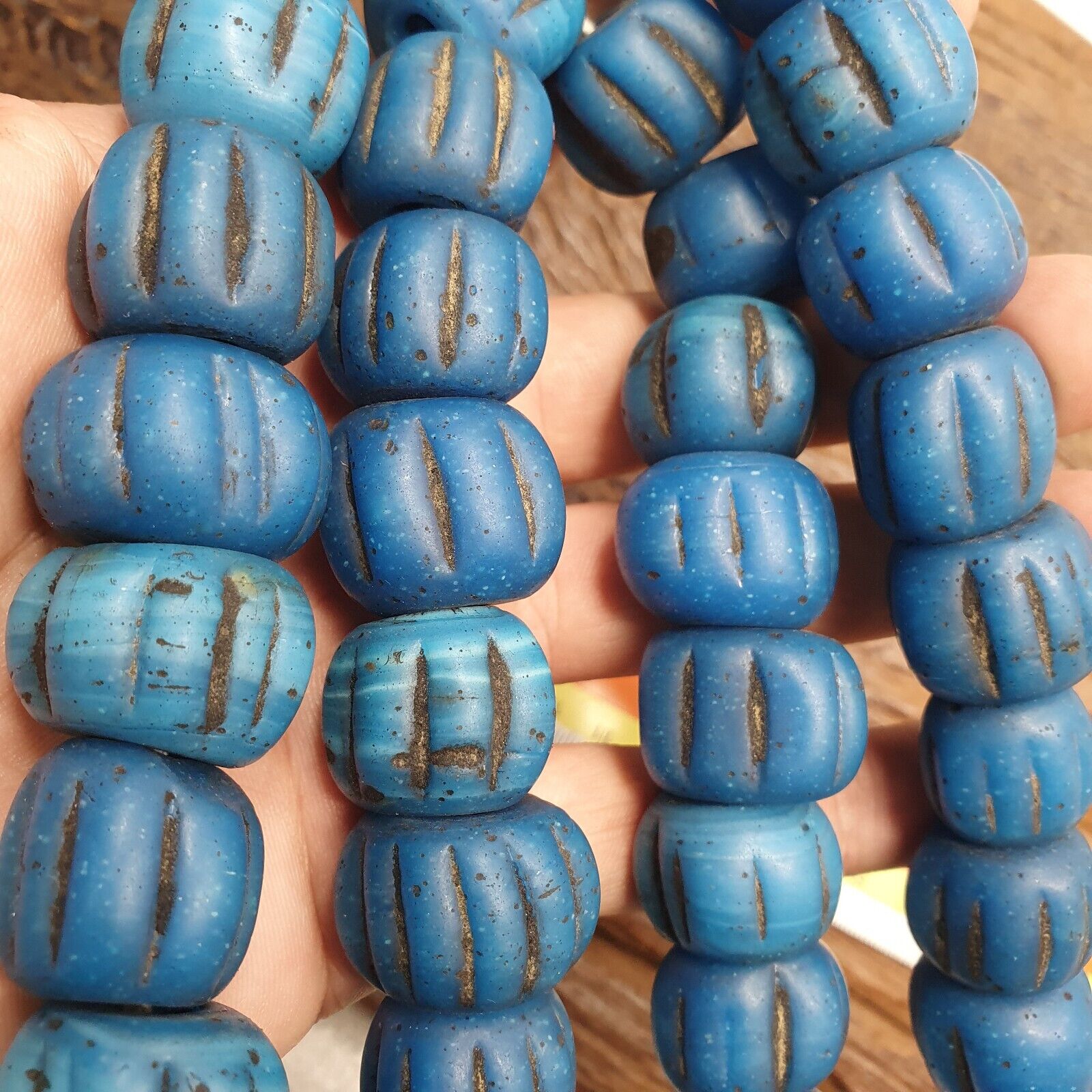 Turquoise Blue Padre Glass African Trade Beads 18-24mm Hug Size 43 Beads