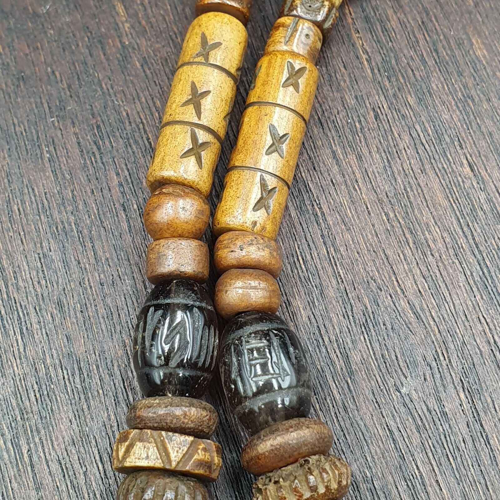 24 eyes Tibetan Himalayan bead old amulet Agate with carving Yak Bone Necklace