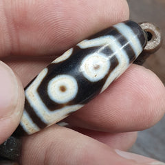 7 eyes Tibetan old Agate amulet with carving Yak Bone Beads Necklace