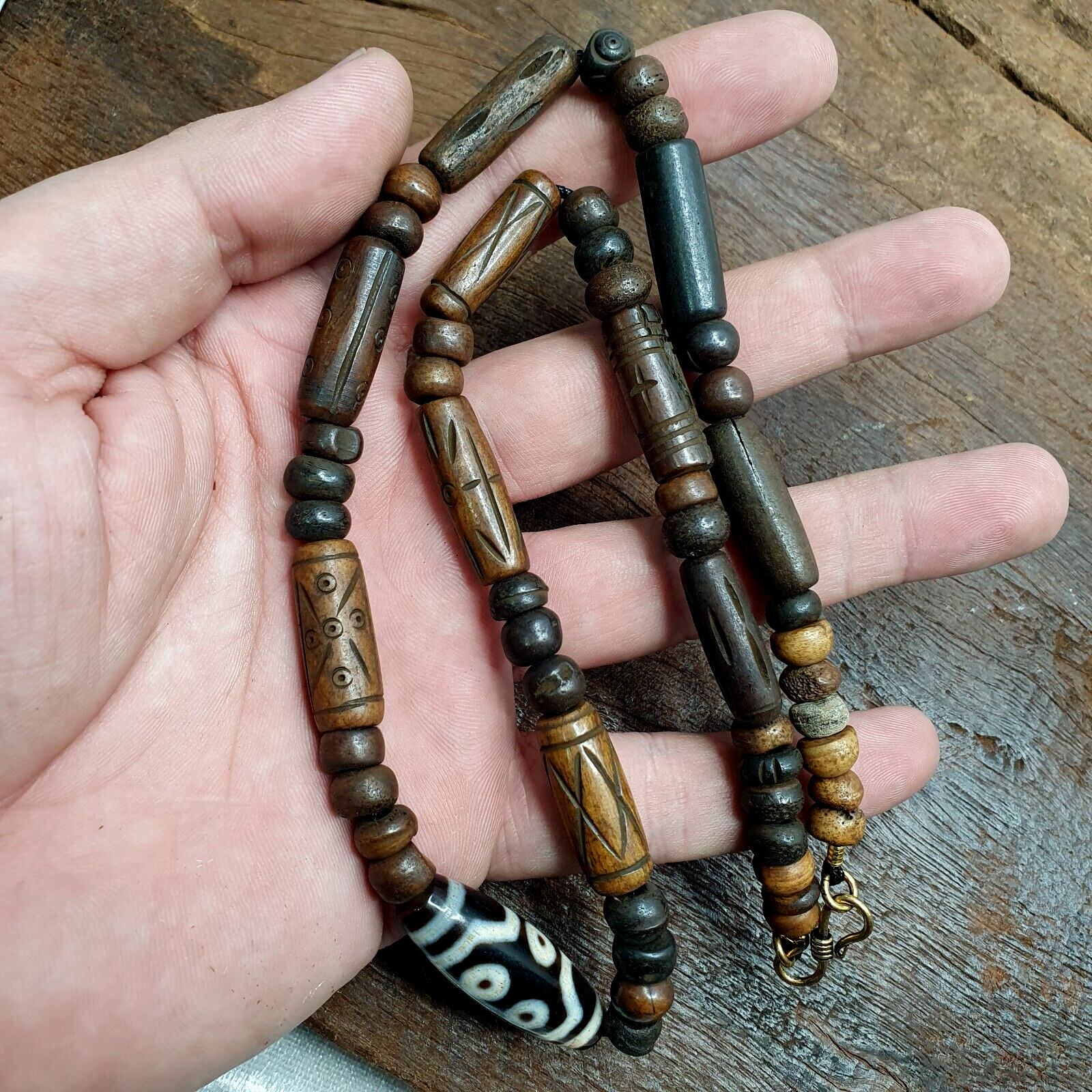 7 eyes Tibetan old Agate amulet with carving Yak Bone Beads Necklace