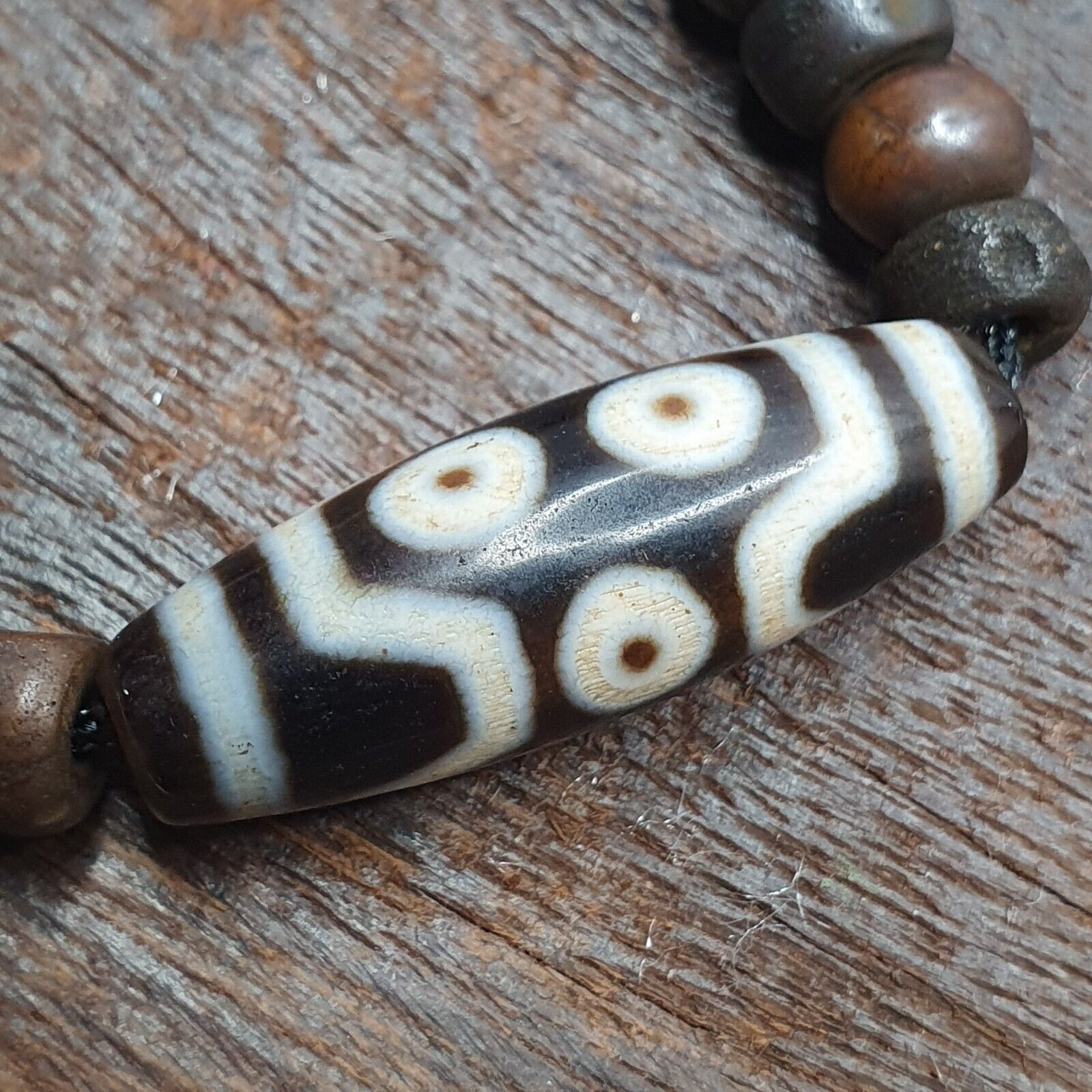 7 eyes Tibetan old Agate amulet with carving Yak Bone Beads Necklace
