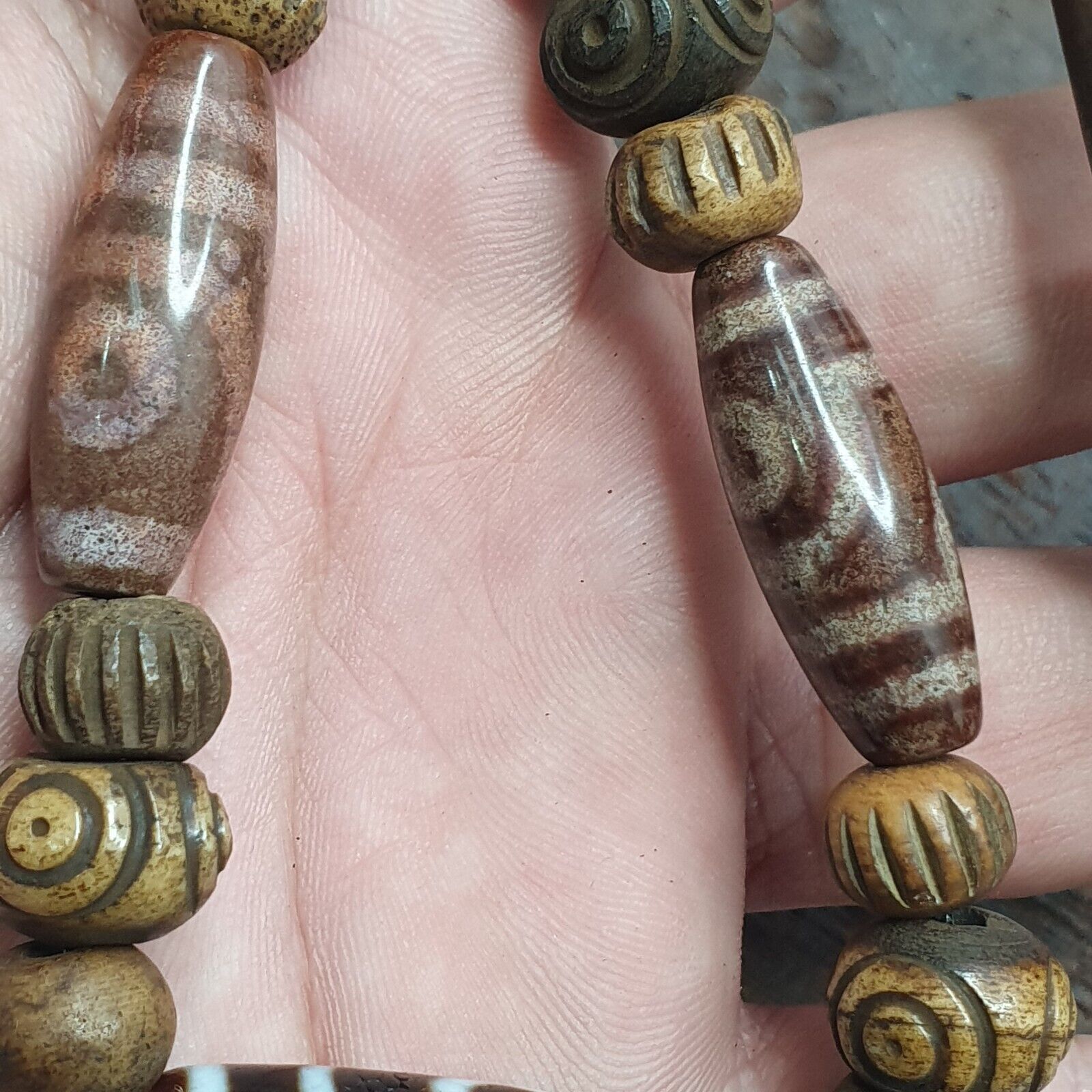 Powerful Tibetan old Eyes Agate amulet with carving Yak Bone Beads Necklace