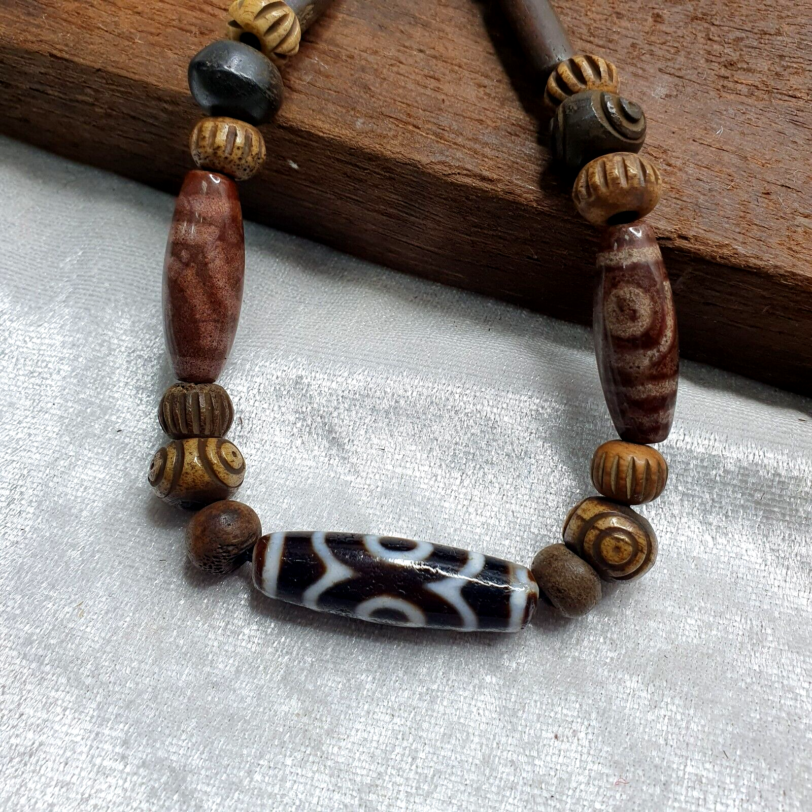 Powerful Tibetan old Eyes Agate amulet with carving Yak Bone Beads Necklace