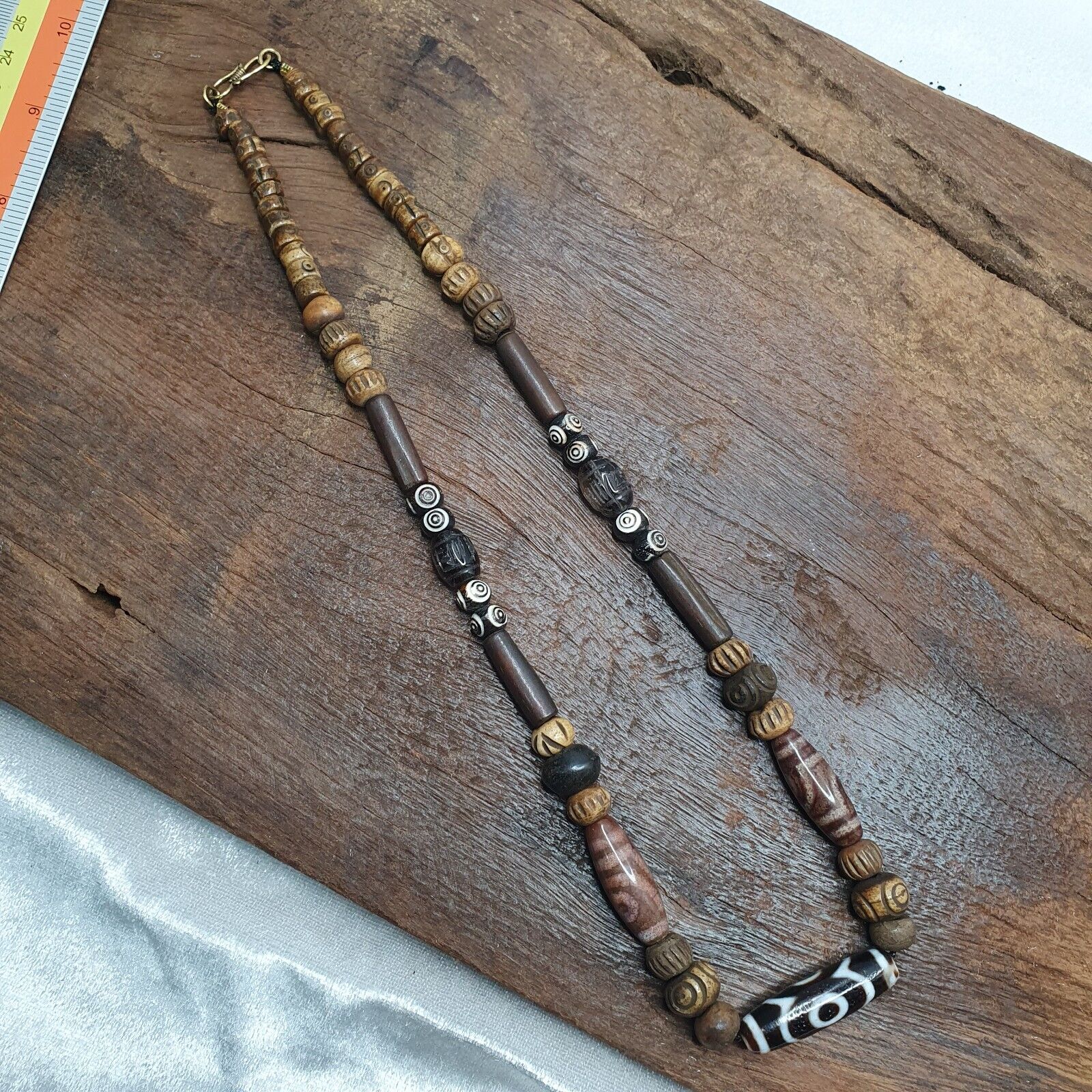 Powerful Tibetan old Eyes Agate amulet with carving Yak Bone Beads Necklace