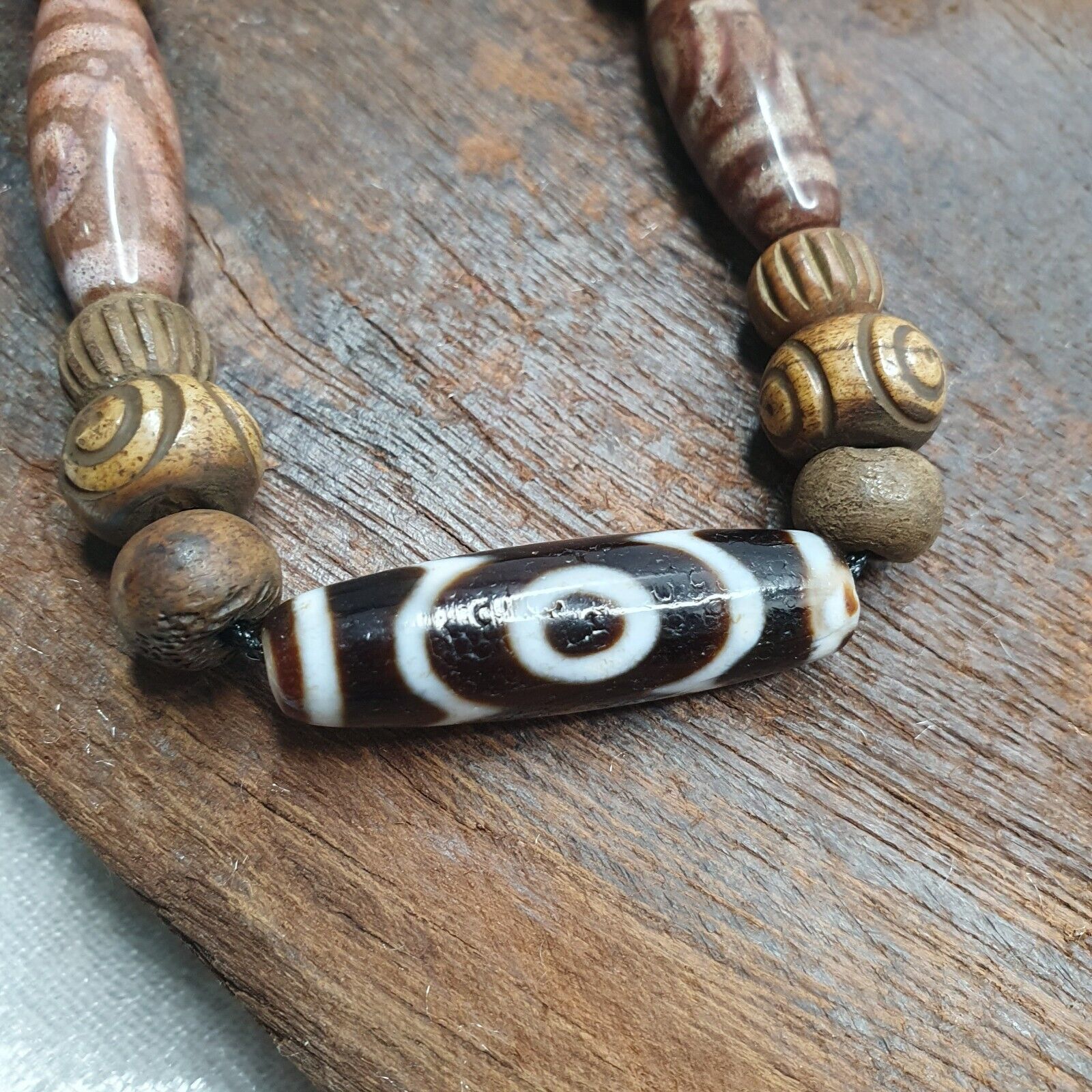 Powerful Tibetan old Eyes Agate amulet with carving Yak Bone Beads Necklace