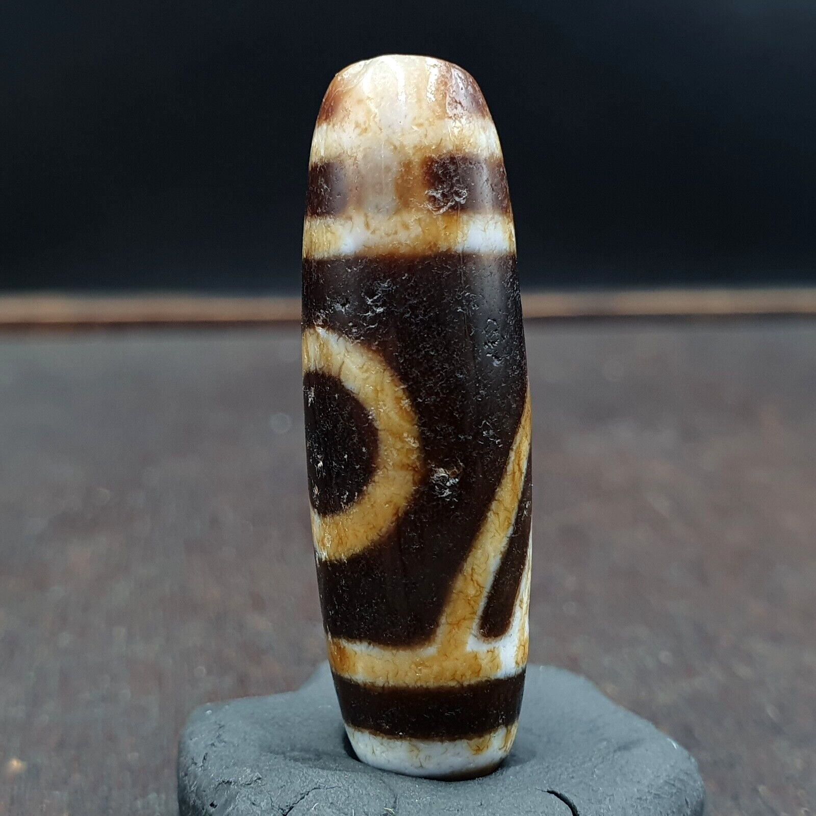 Rusted Tibetan bead old agate 2 eyed ancient Style dzi pure amulet tibet eyes