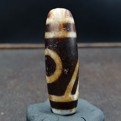 Rusted Tibetan bead old agate 2 eyed ancient Style dzi pure amulet tibet eyes