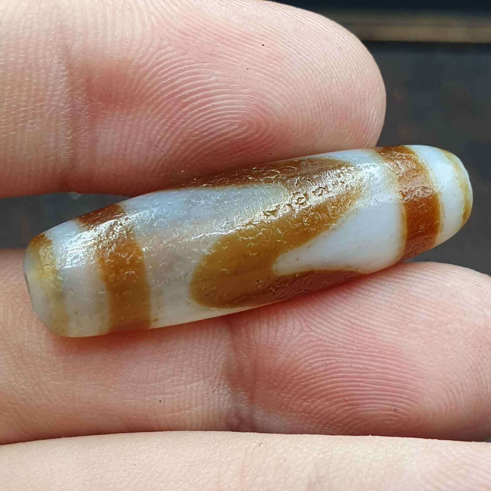 Soft Skin Tibetan bead old agate Tiger teeth dzi pure amulet tibet eyes