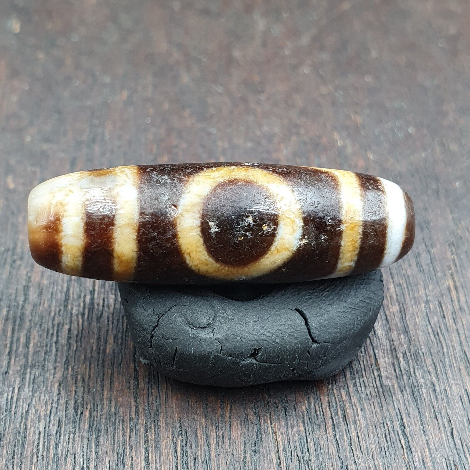 Rusted Tibetan bead old agate 2 eyed ancient Style dzi pure amulet tibet eyes