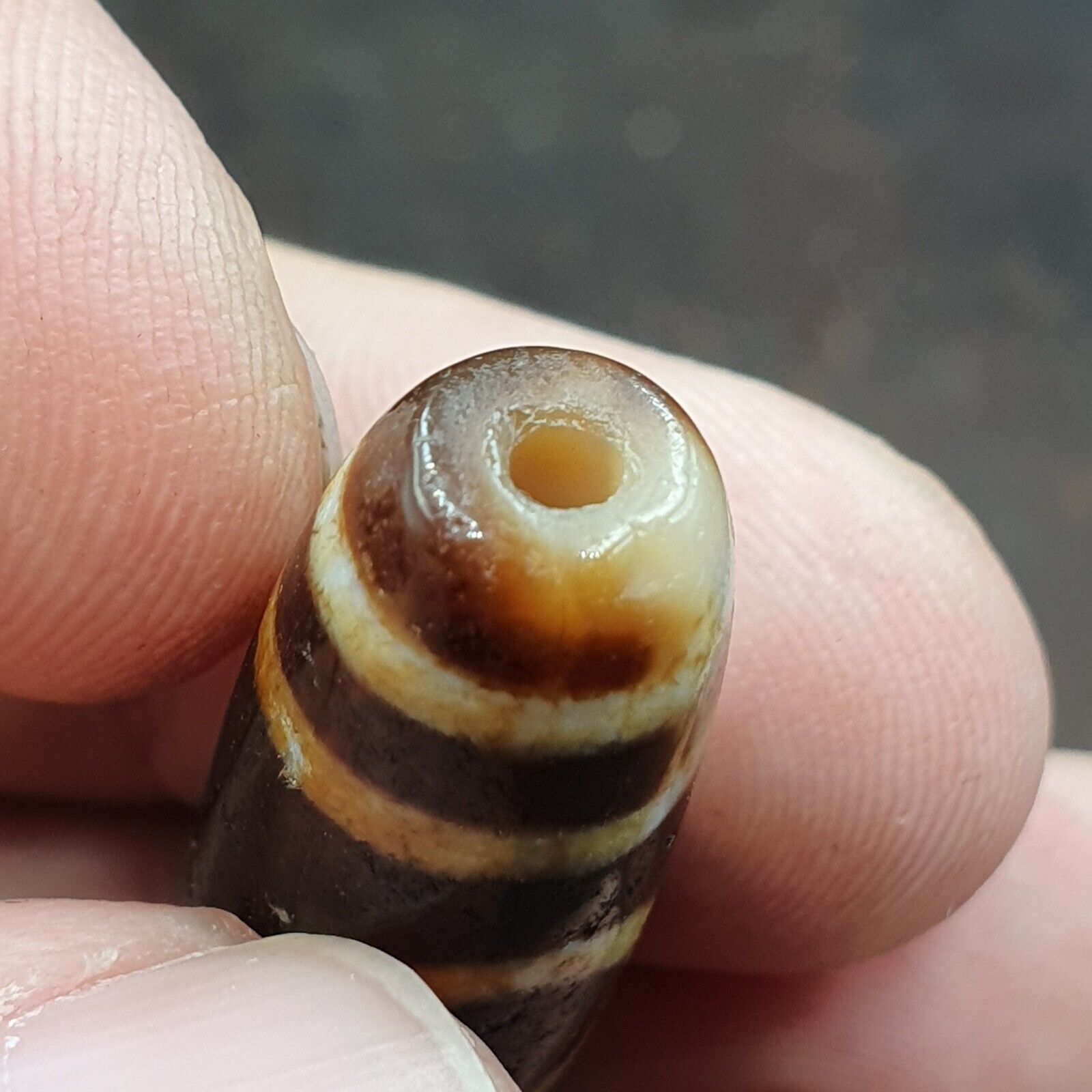 Rusted Tibetan bead old agate 2 eyed ancient Style dzi pure amulet tibet eyes