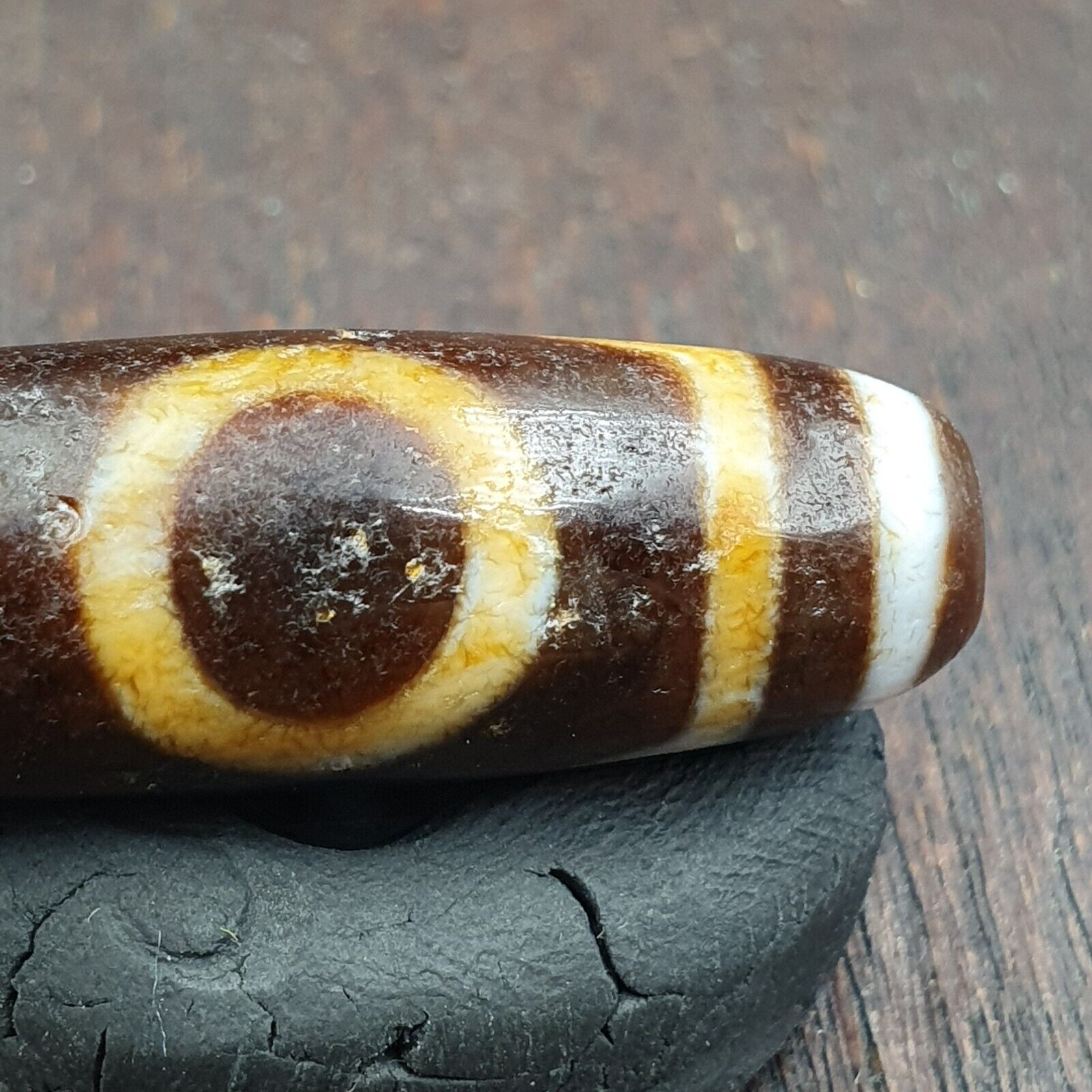 Rusted Tibetan bead old agate 2 eyed ancient Style dzi pure amulet tibet eyes