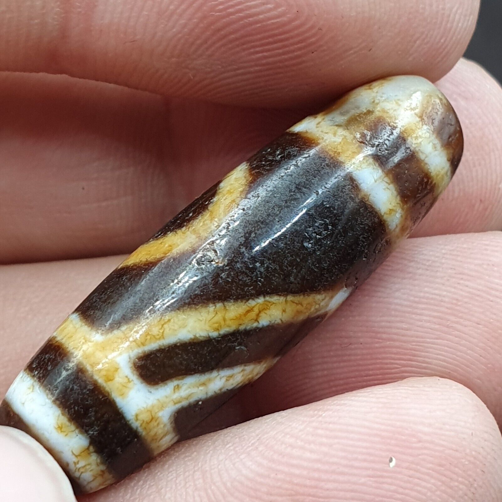 Rusted Tibetan bead old agate 2 eyed ancient Style dzi pure amulet tibet eyes