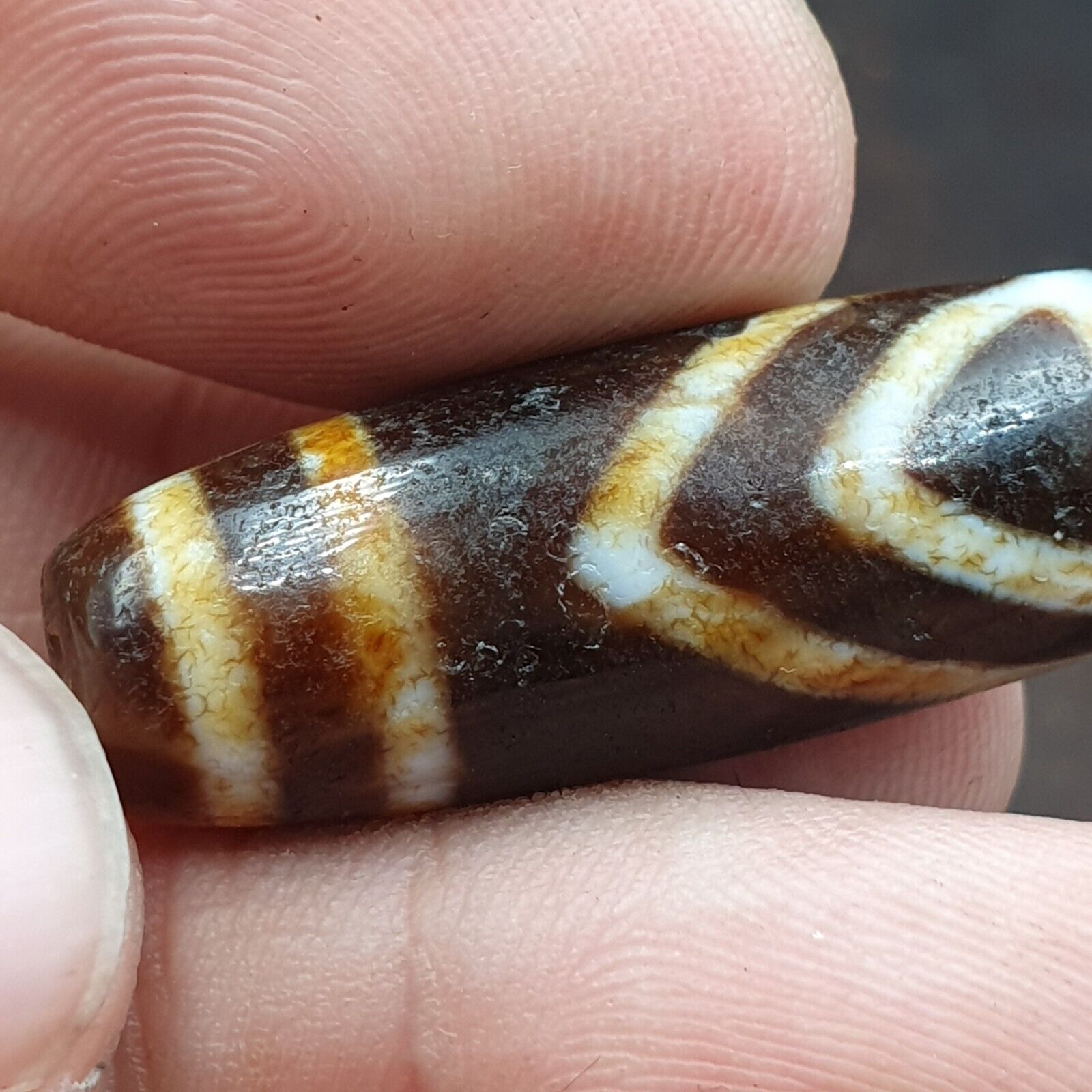 Rusted Tibetan bead old agate 2 eyed ancient Style dzi pure amulet tibet eyes