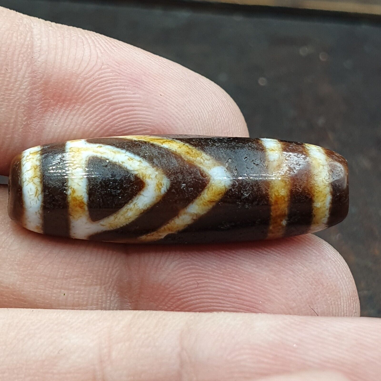 Rusted Tibetan bead old agate 2 eyed ancient Style dzi pure amulet tibet eyes